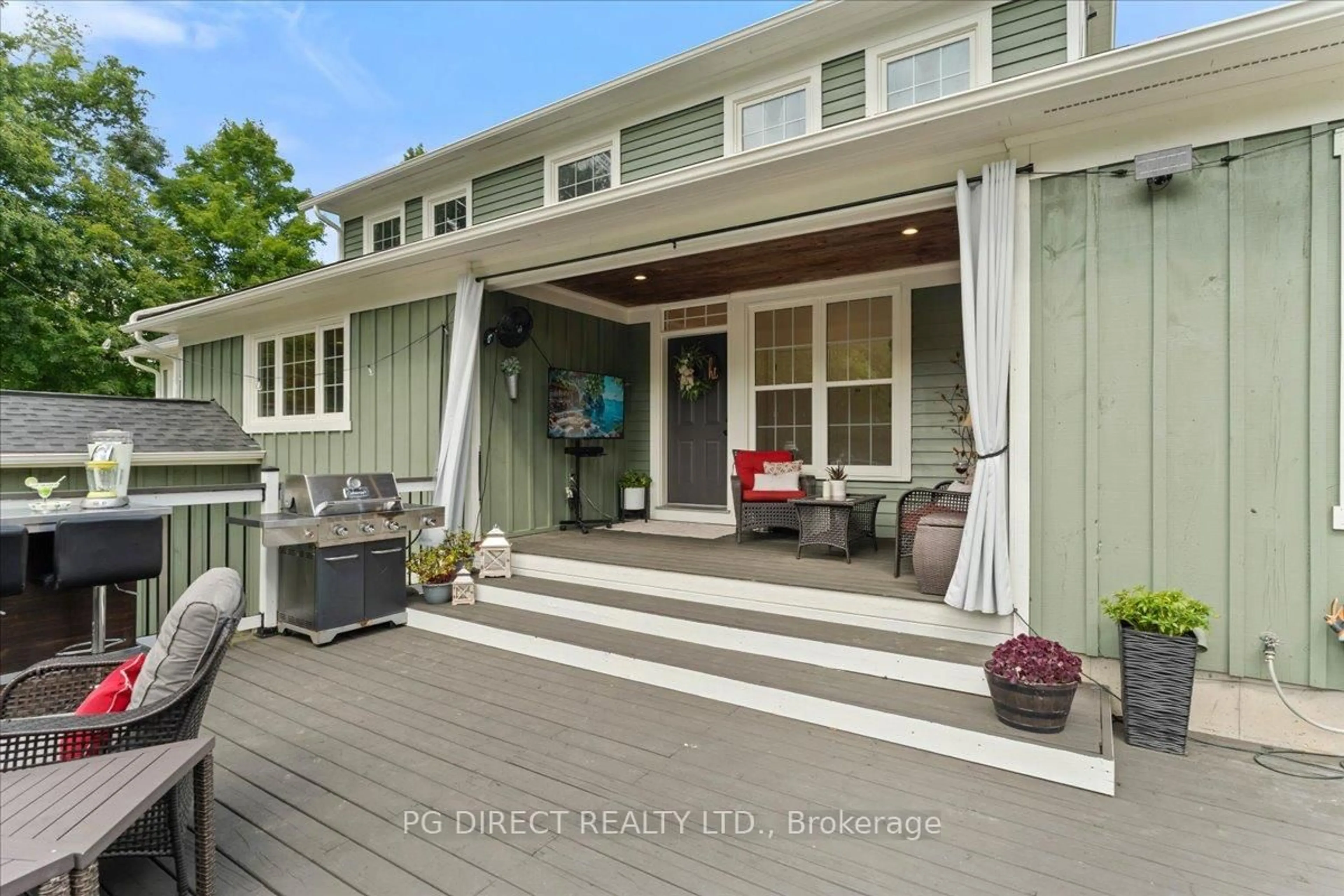 Patio, street for 158 Day Rd, Alnwick/Haldimand Ontario K0K 1M0