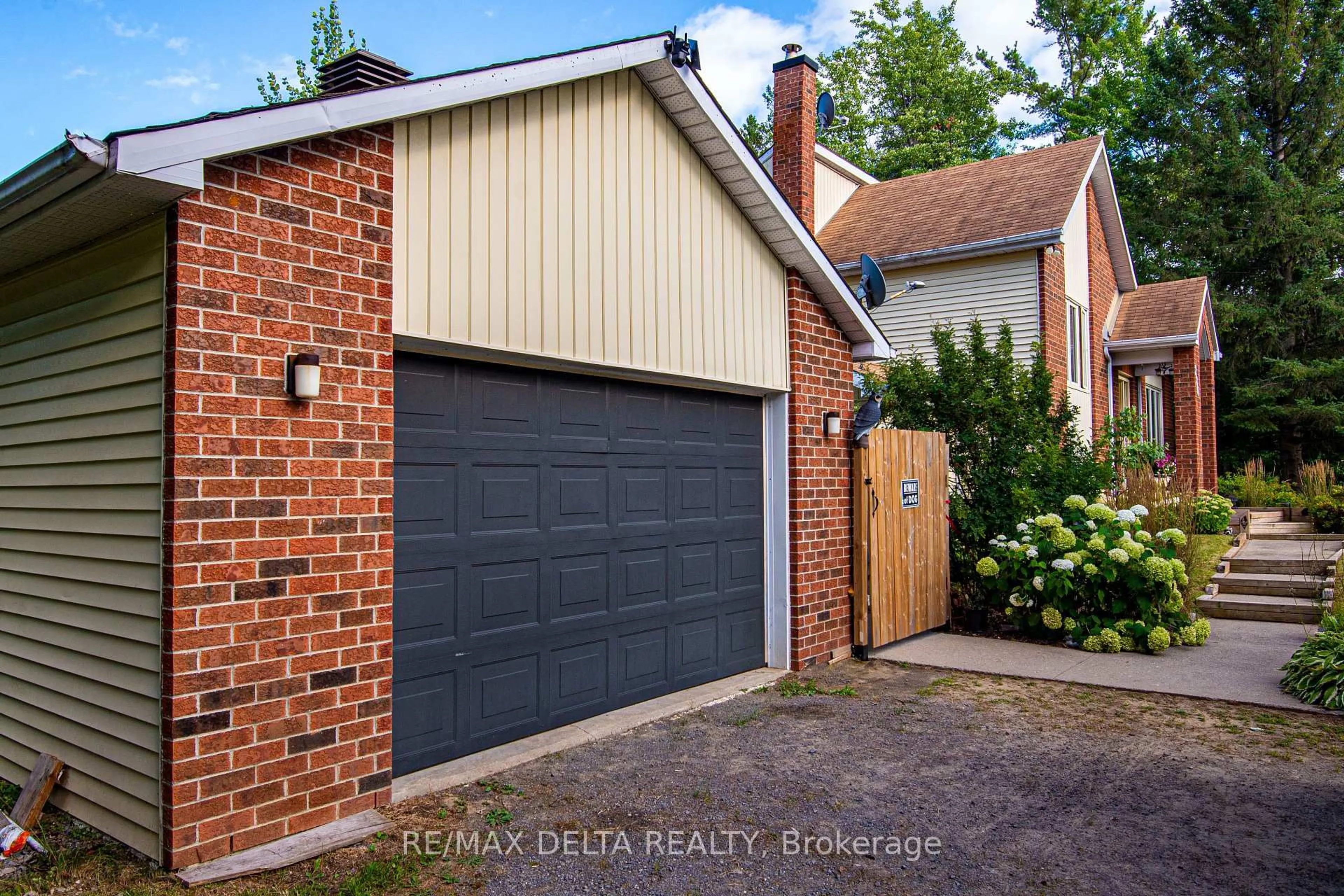 Home with brick exterior material, street for 286 County Road 19 Rd, Alfred and Plantagenet Ontario K0A 3K0