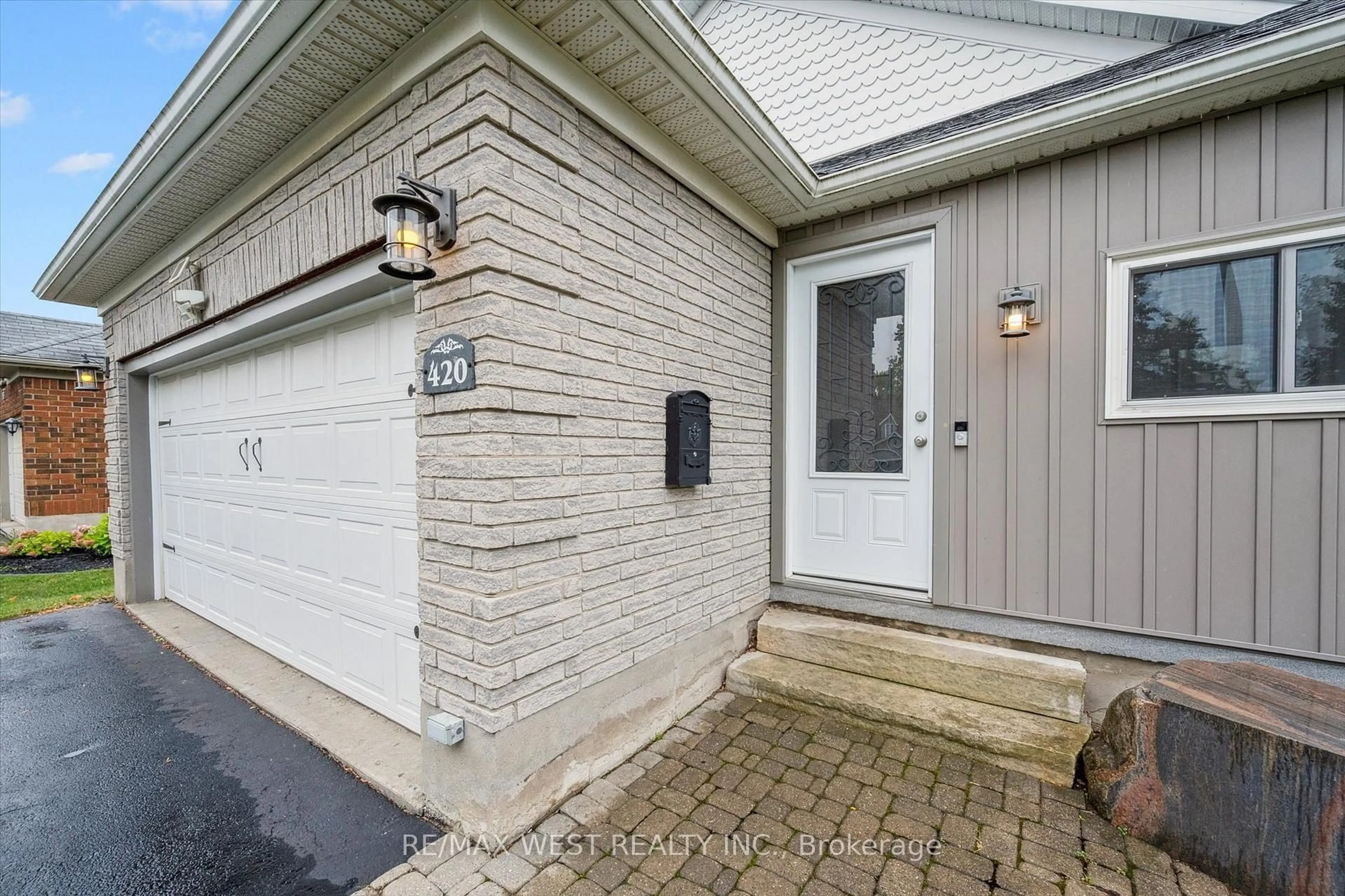 Unknown for 420 Starwood Dr, Guelph Ontario N1E 7A4