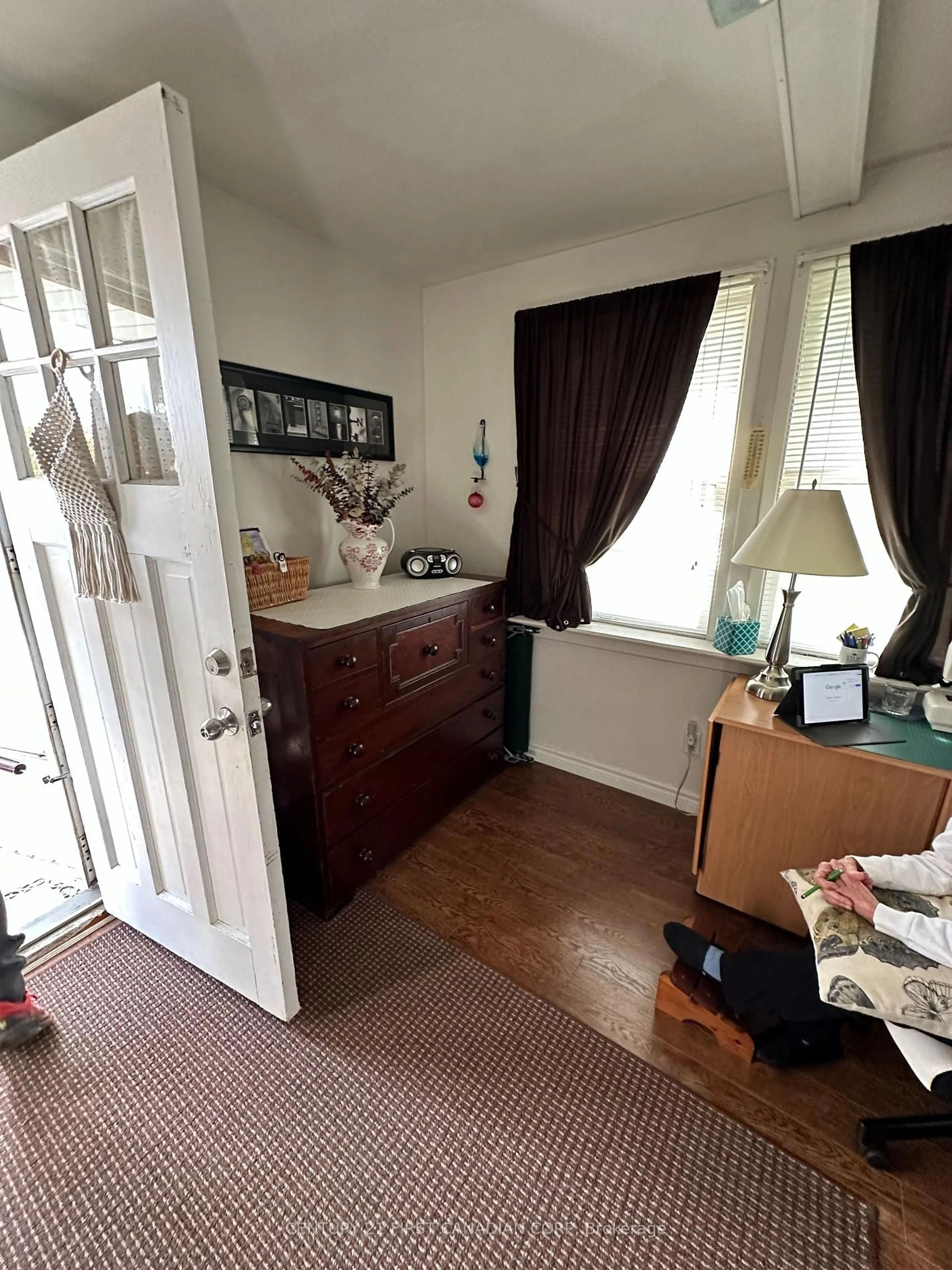A pic of a room for 242 Victoria St, Central Elgin Ontario N0L 1B0