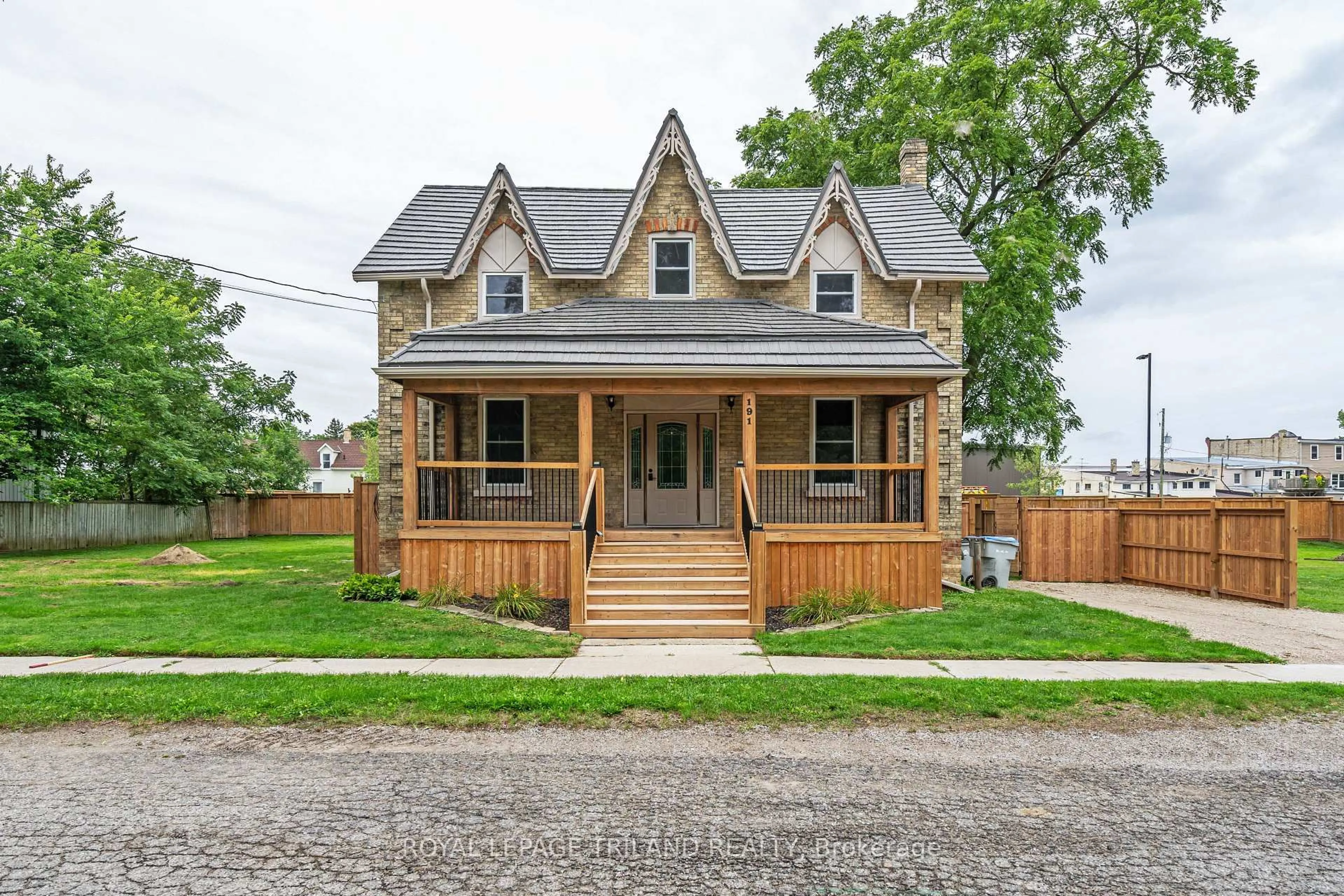 Home with brick exterior material, street for 191 Catherine St, North Middlesex Ontario N0M 2K0