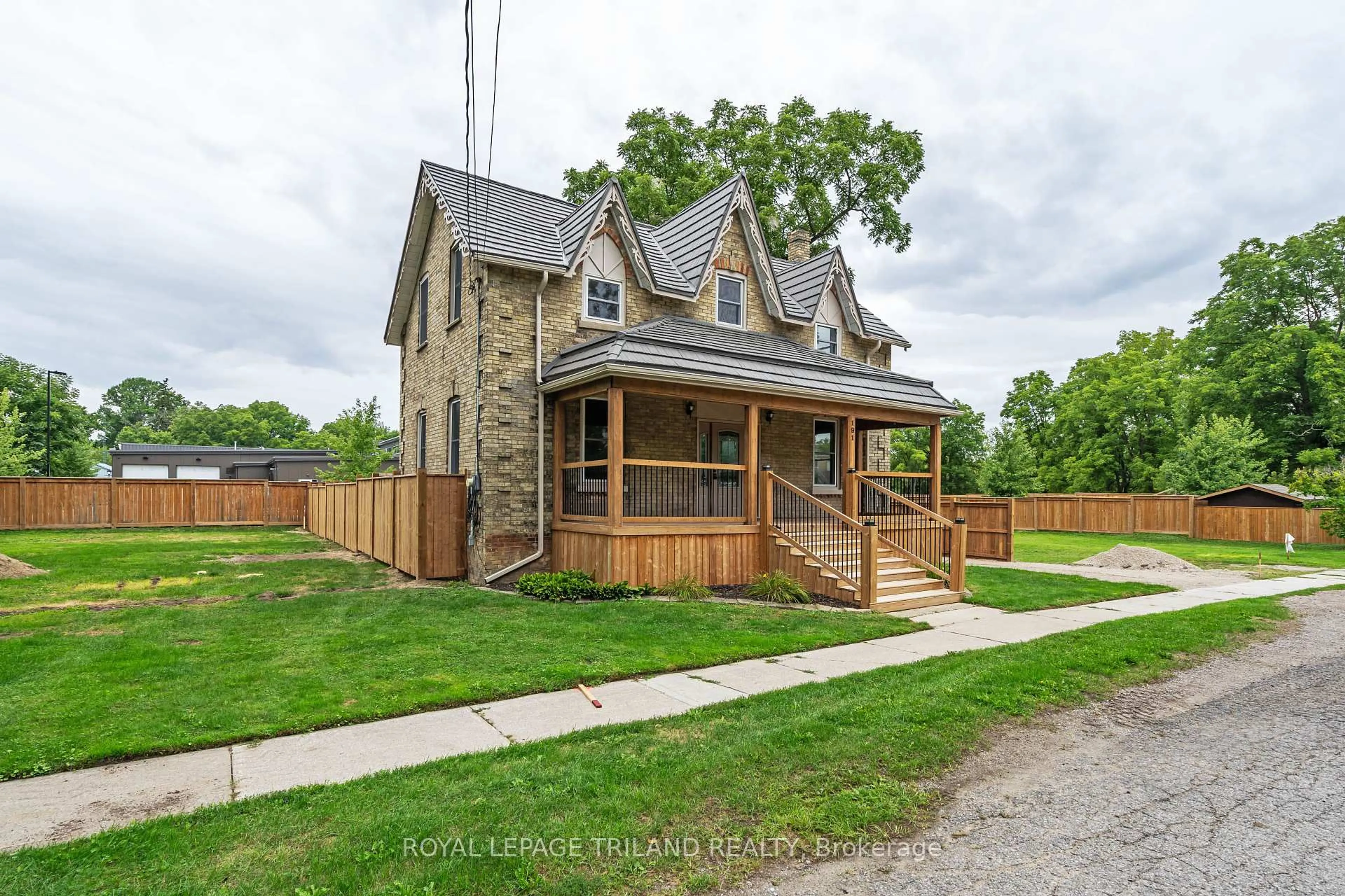 Home with brick exterior material, street for 191 Catherine St, North Middlesex Ontario N0M 2K0