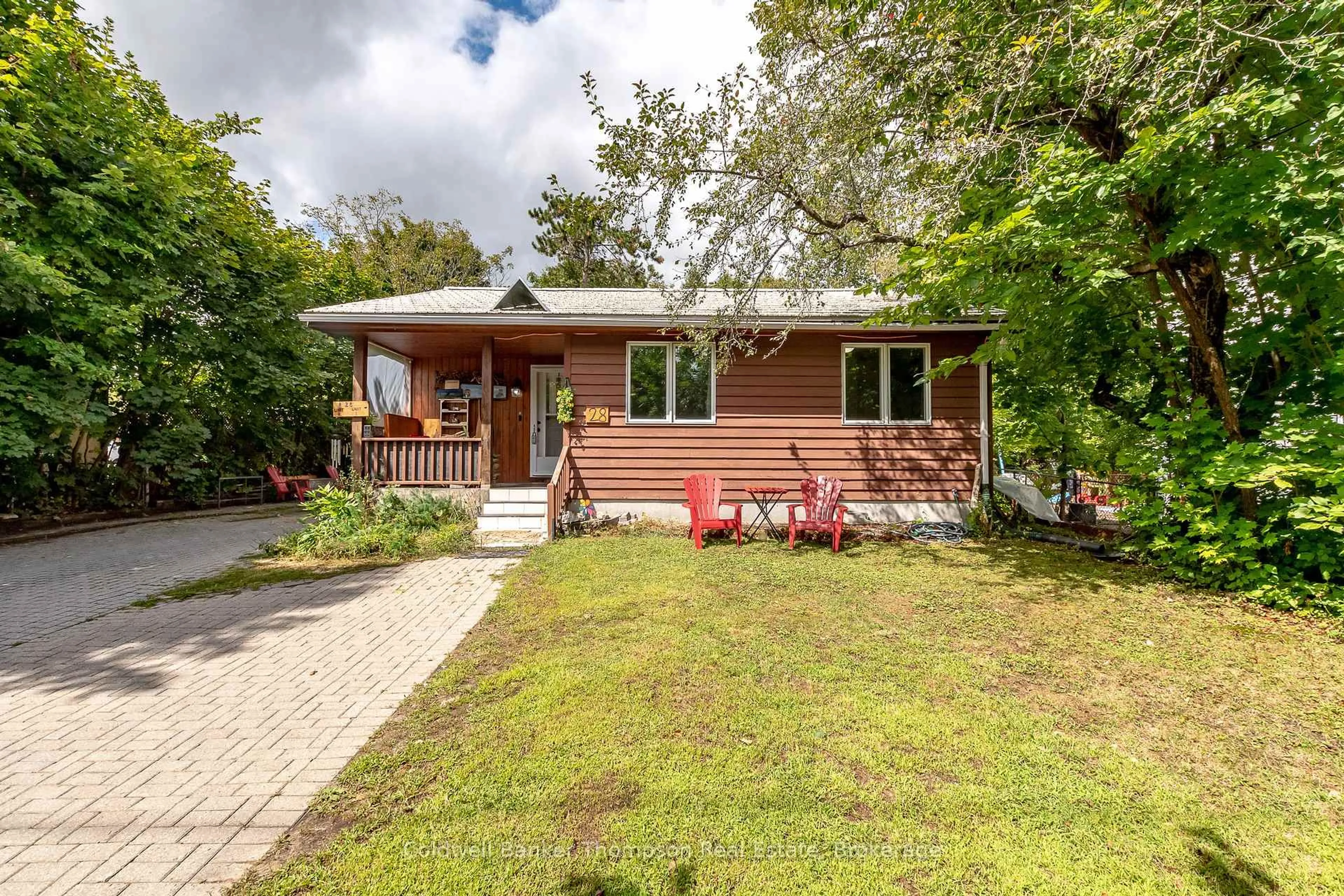 Unknown for 28 Veterans Way, Huntsville Ontario P1H 1P4