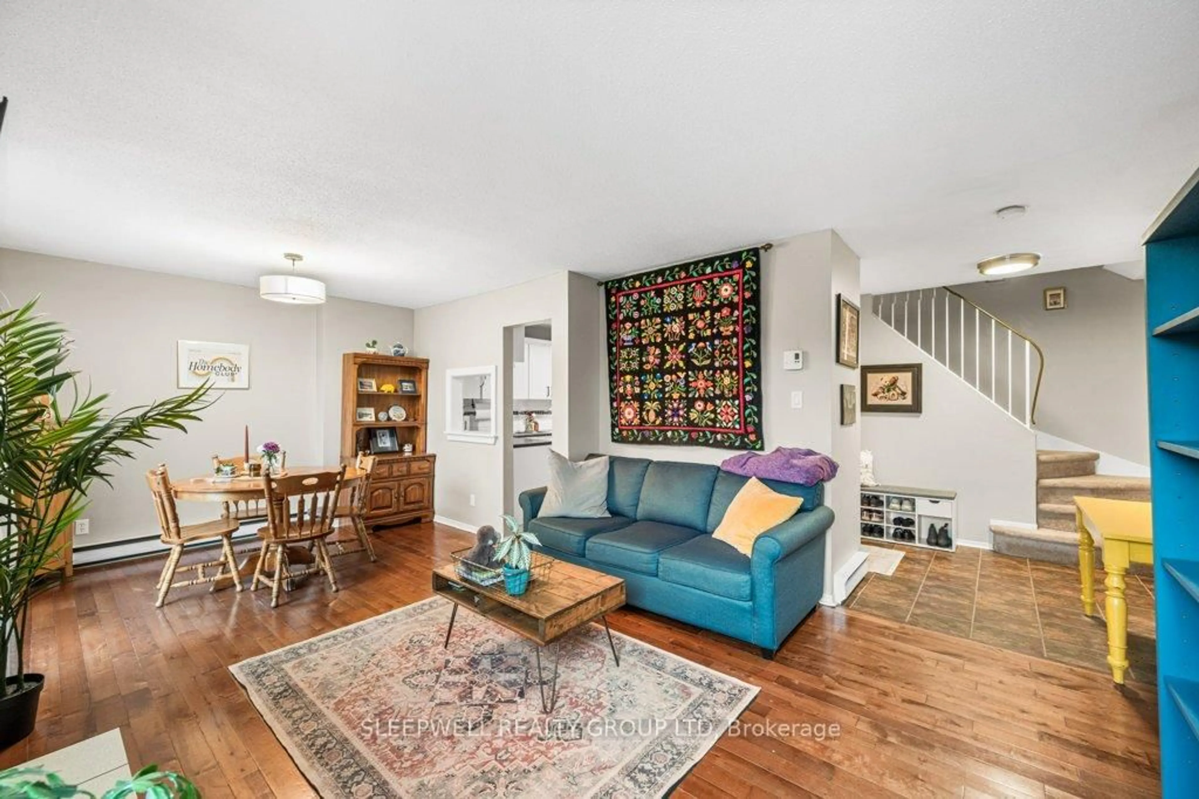 Living room with furniture, unknown for 420 Fenerty Crt #7, Kanata Ontario K2L 3A9