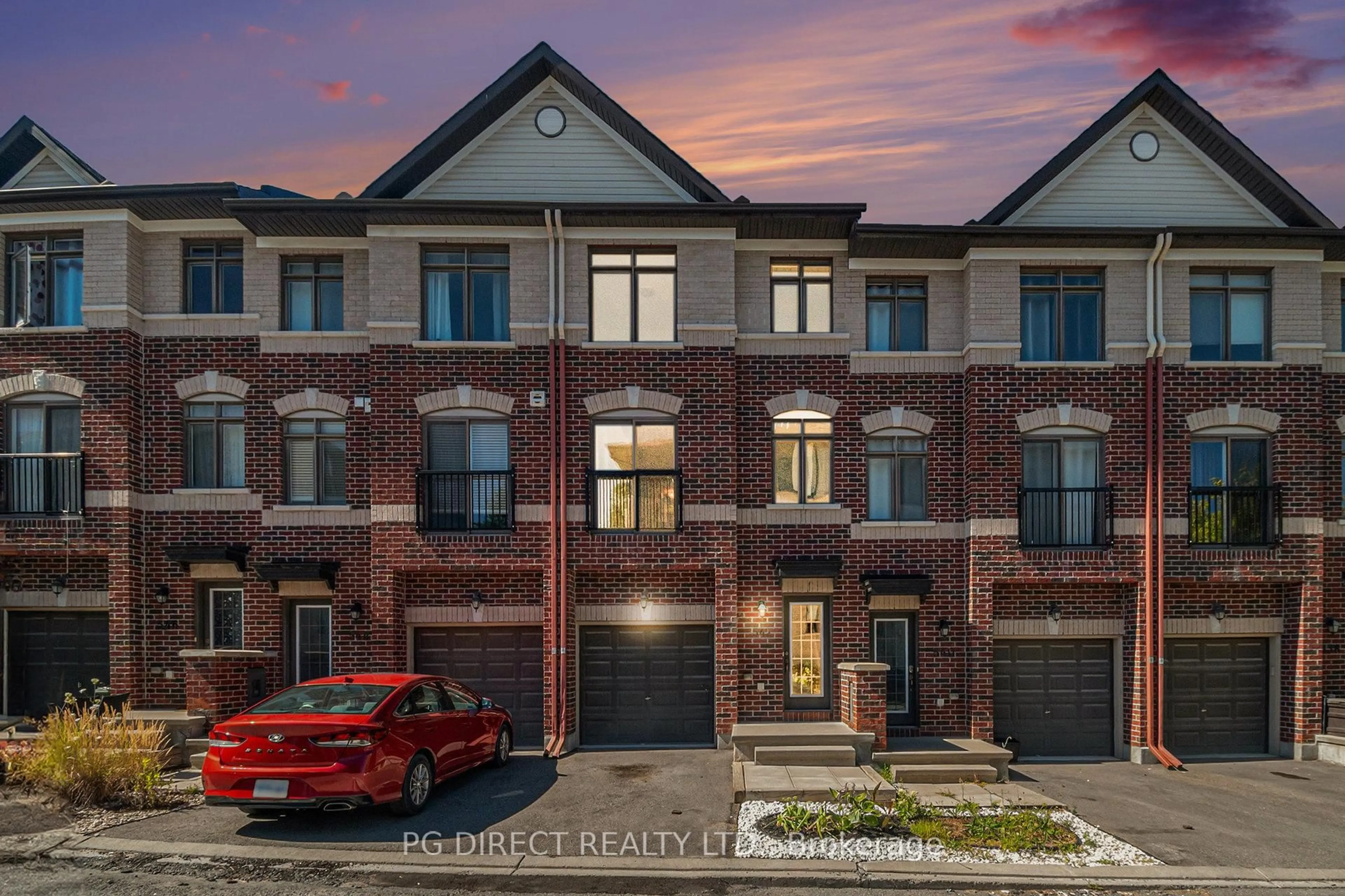 Home with brick exterior material, street for 542 Recolte Private, Ottawa Ontario K1E 0B4