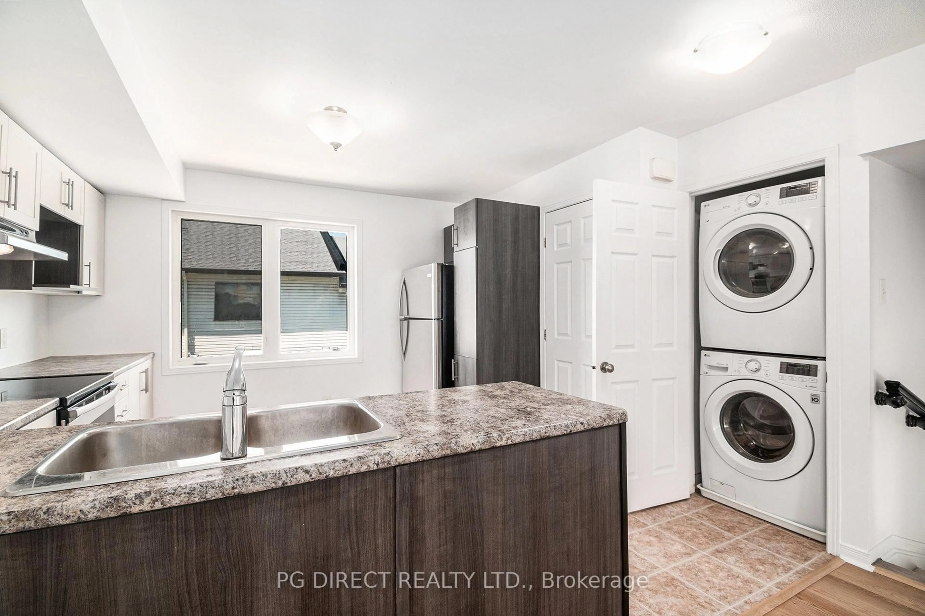 Laundry room for 542 Recolte Private, Ottawa Ontario K1E 0B4