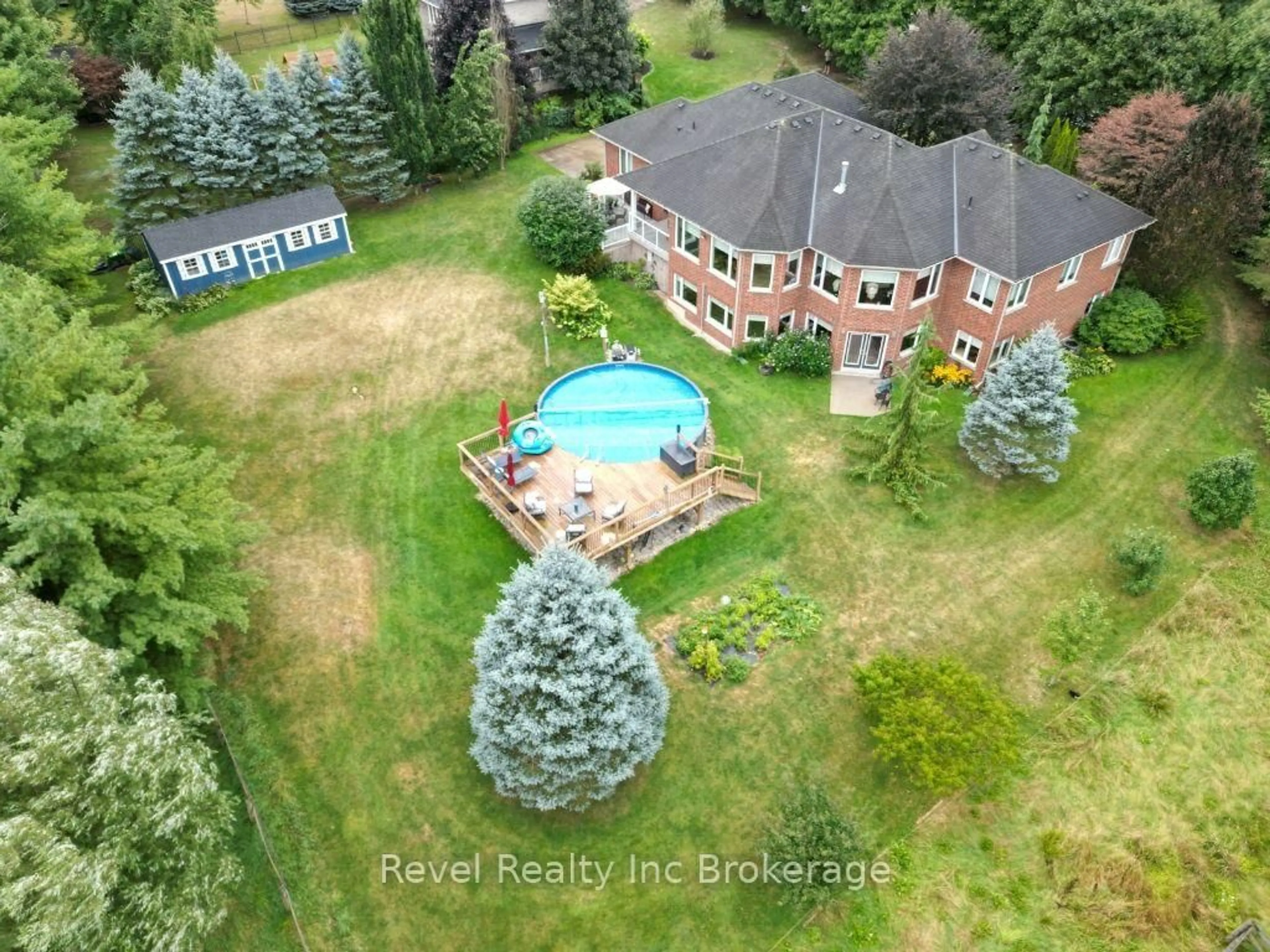 A pic from outside/outdoor area/front of a property/back of a property/a pic from drone, unknown for 166 Argyle St, Zorra Ontario N0J 1J0