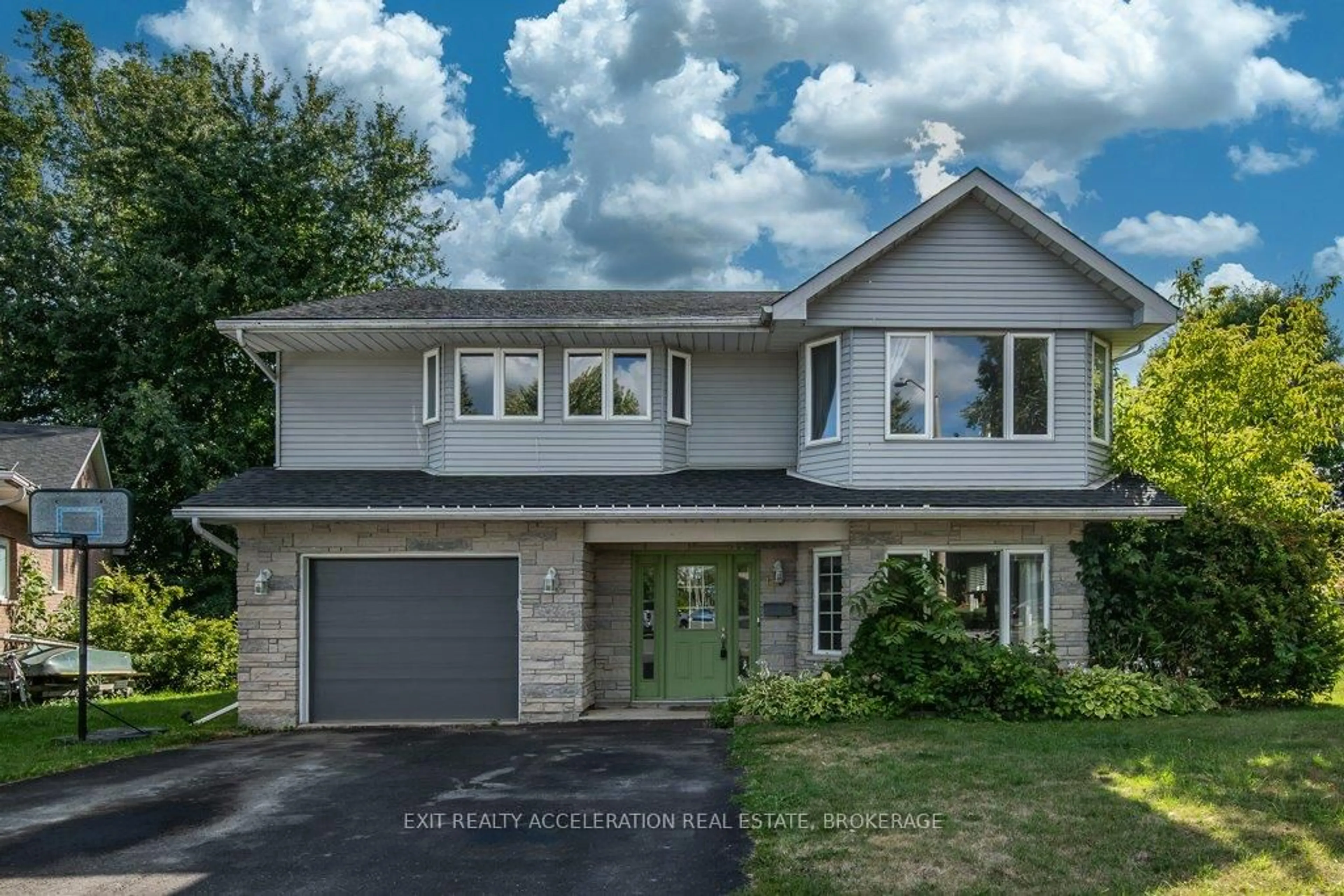 Home with vinyl exterior material, street for 150 Shoreline Cres, Greater Napanee Ontario K7R 4B7