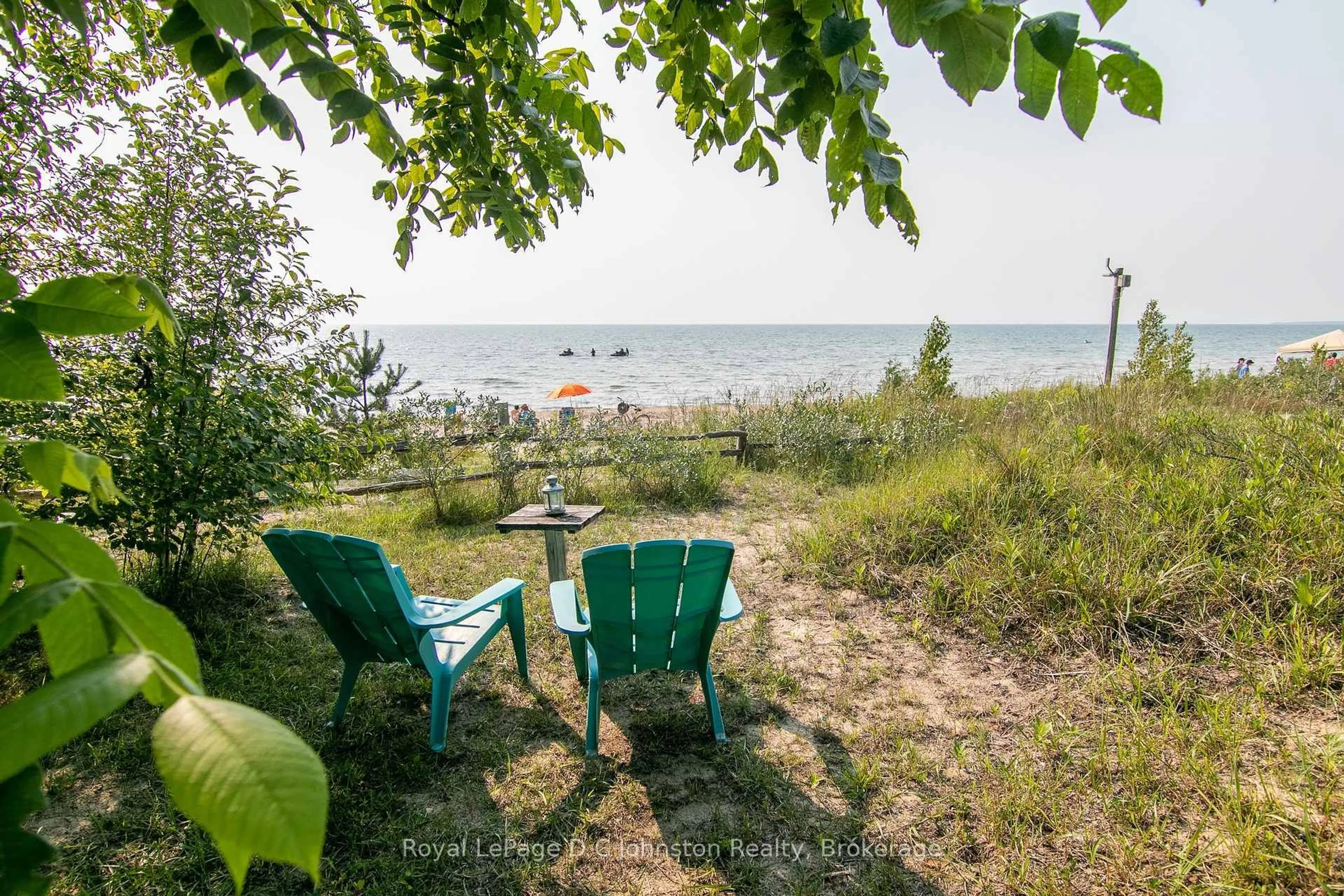 Patio, water/lake/river/ocean view for 105 5th Ave, Native Leased Lands Ontario N0H 2L0