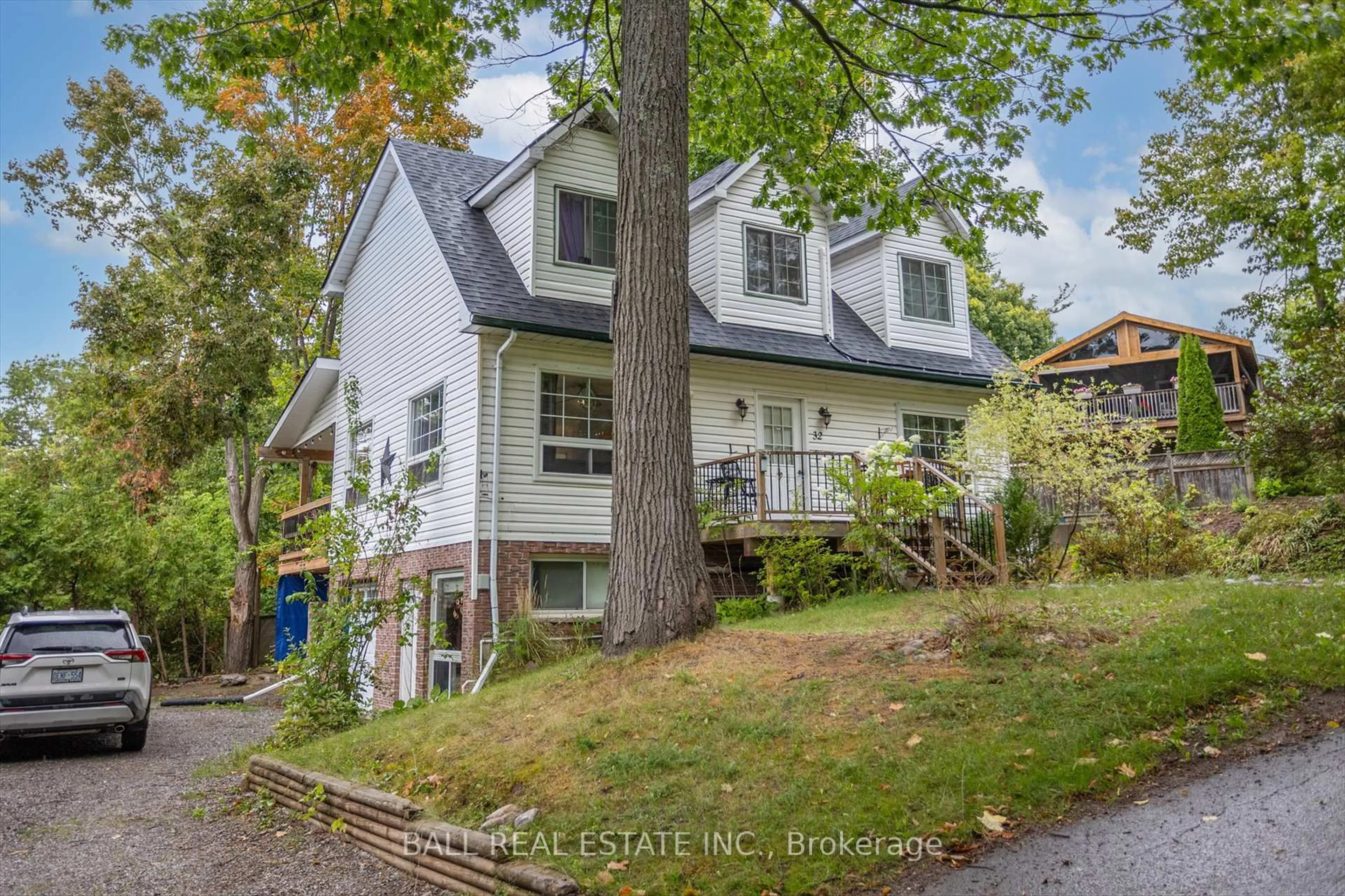 Unknown for 32 Cherryhill St, Kawartha Lakes Ontario K0M 1L0