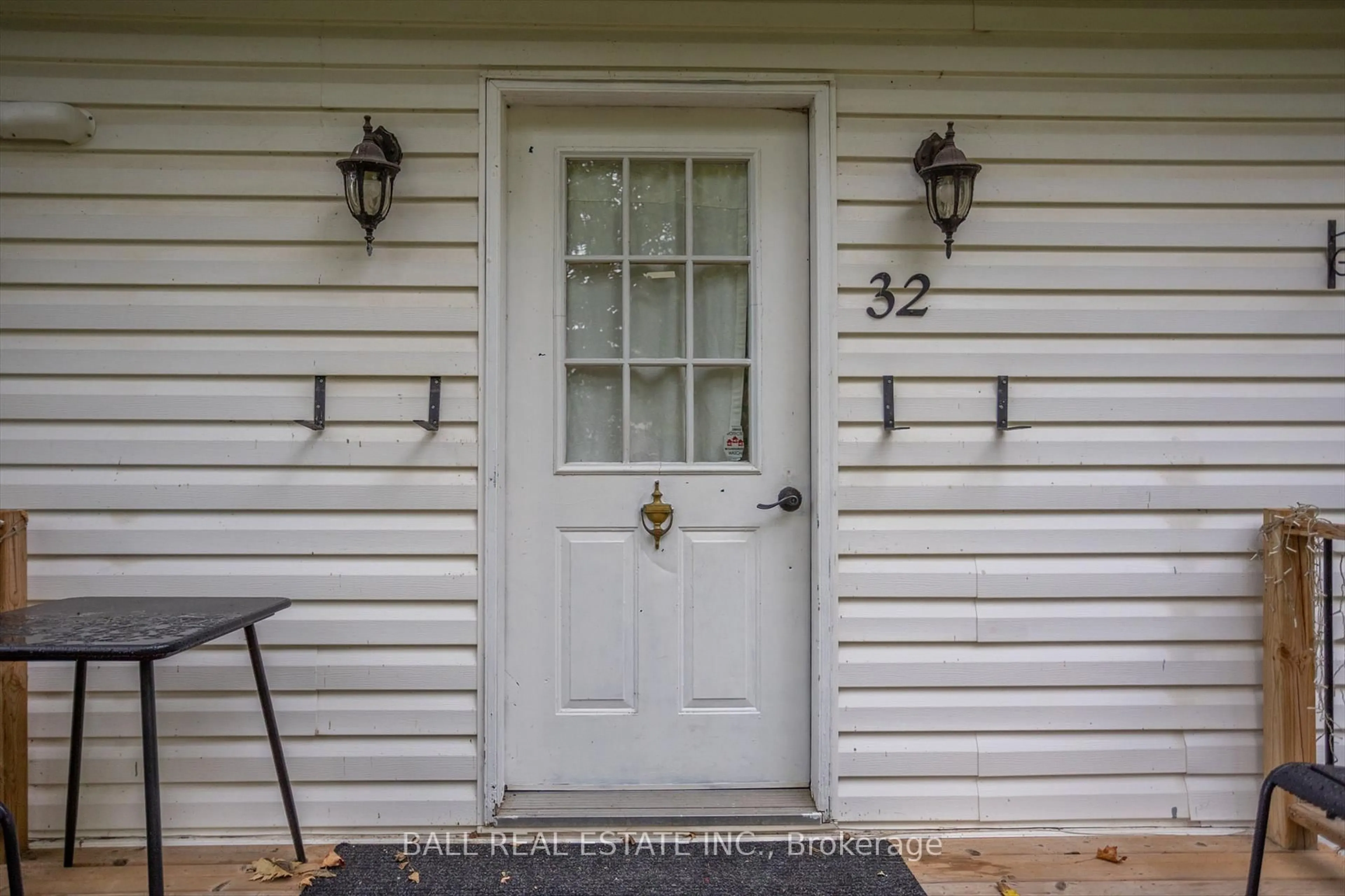 Unknown for 32 Cherryhill St, Kawartha Lakes Ontario K0M 1L0