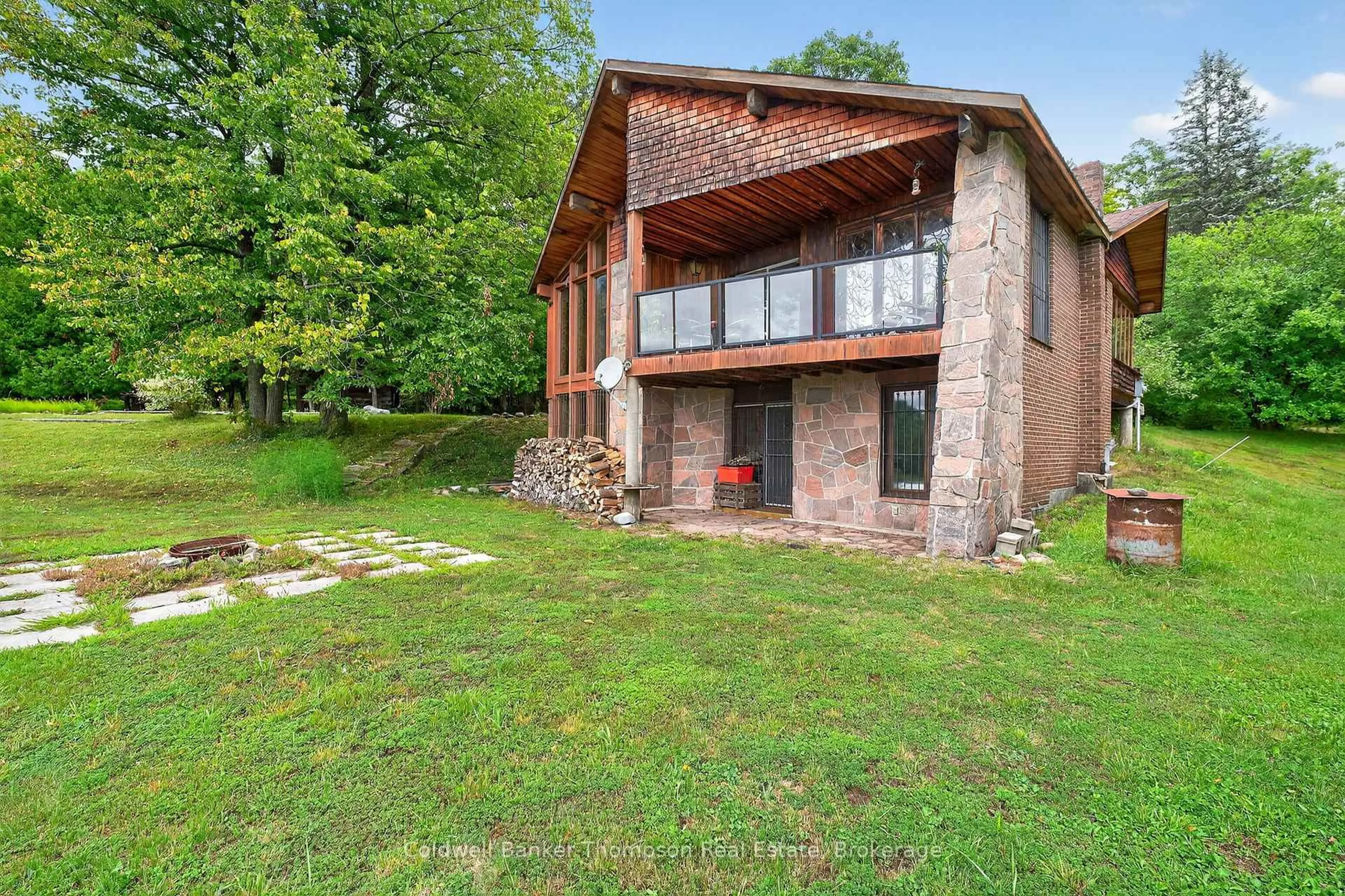 Home with brick exterior material, unknown for 1078 So-Ho Mish Rd, Perry Ontario P0A 0A4