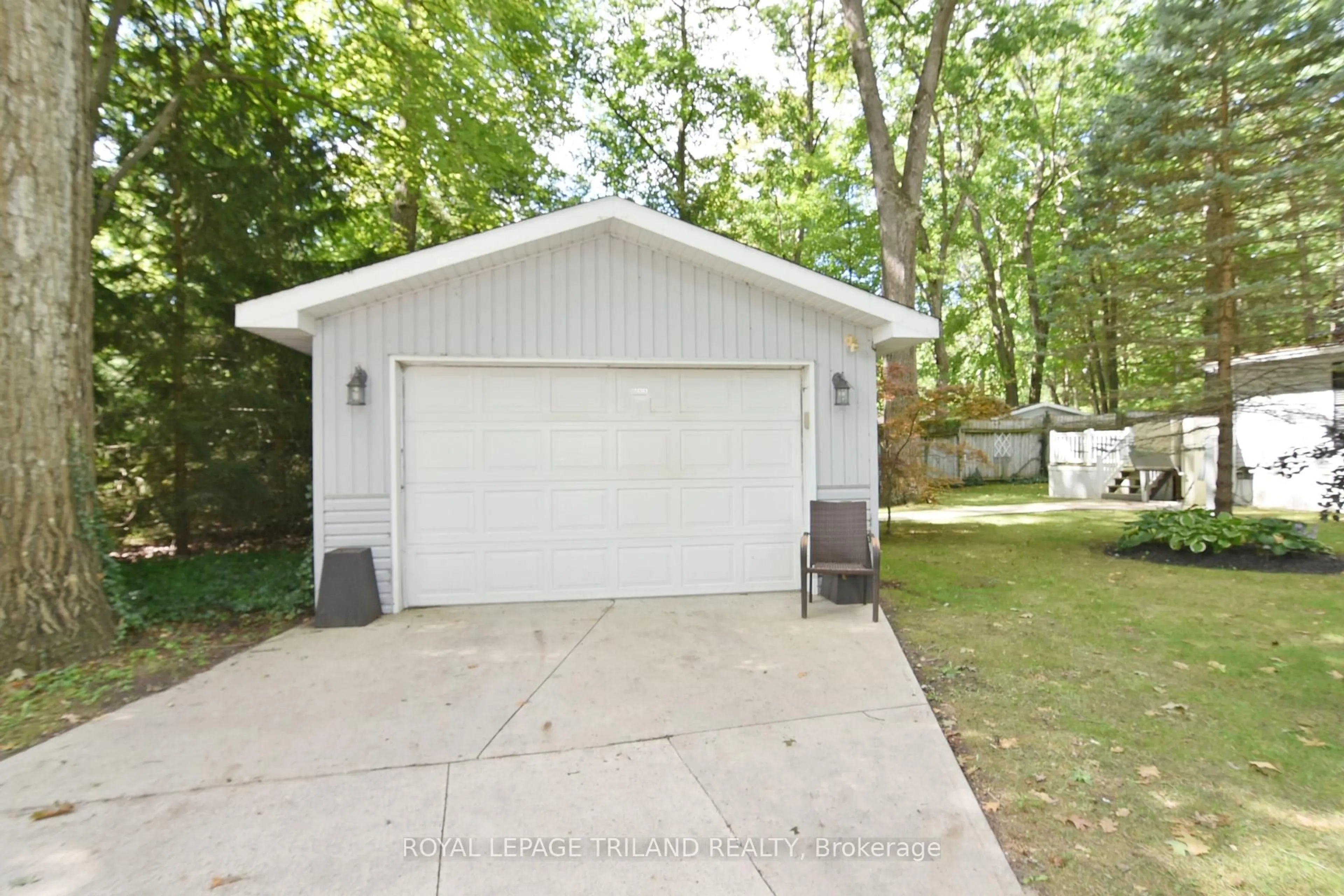Unknown for 9910 NORTHVILLE Cres #A33, Lambton Shores Ontario N0M 2N0