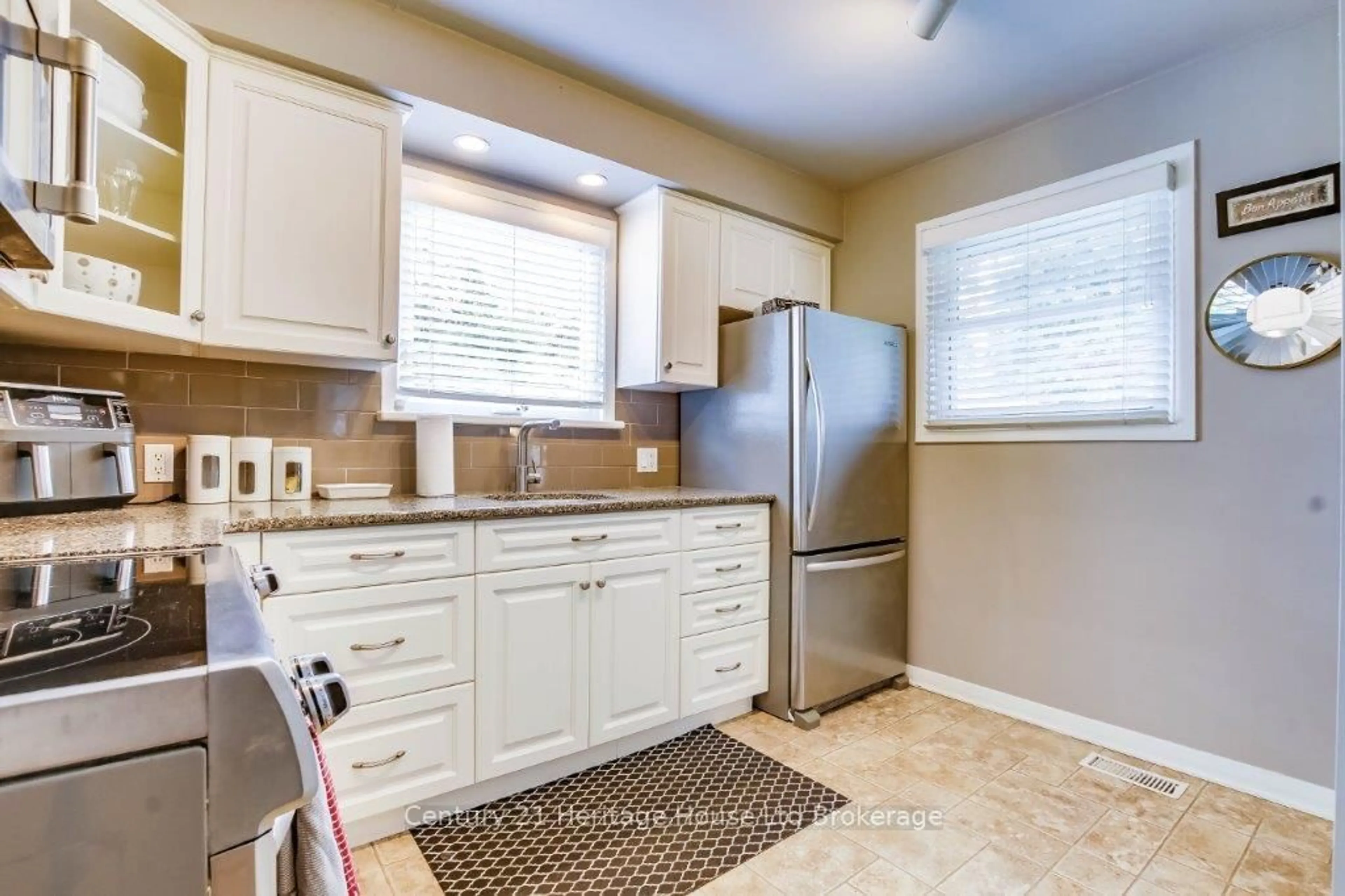 Unknown for 85 North Park Cres, Woodstock Ontario N4S 7M1