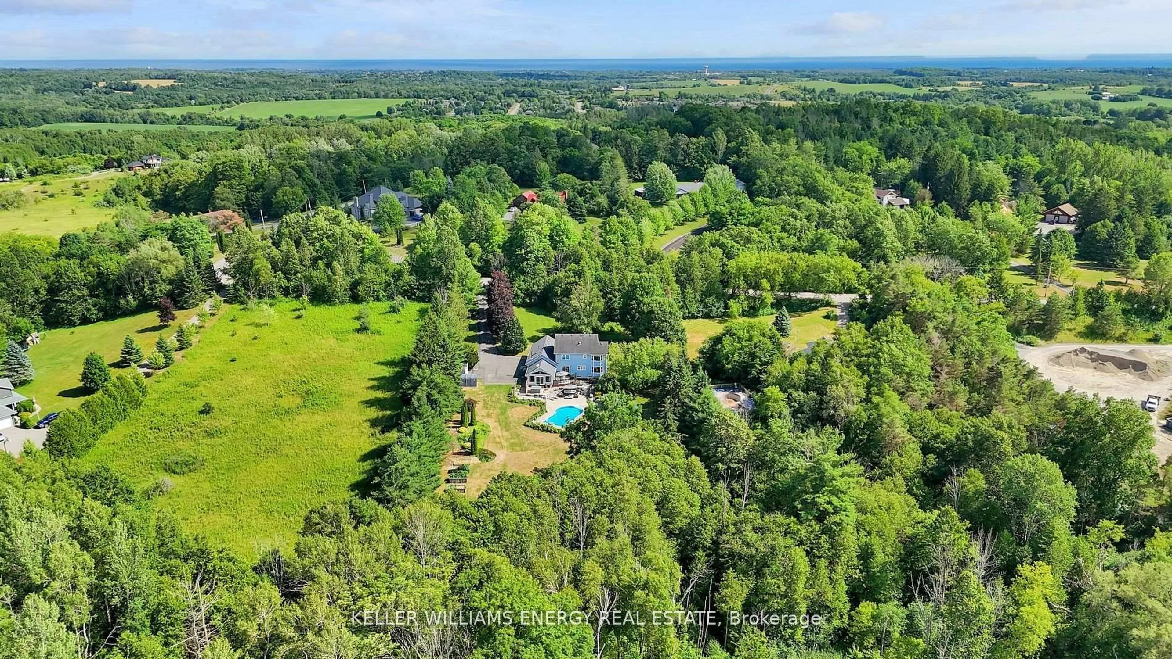 A pic from outside/outdoor area/front of a property/back of a property/a pic from drone, water/lake/river/ocean view for 8378 Majestic Hills Dr, Hamilton Township Ontario K9A 4J7