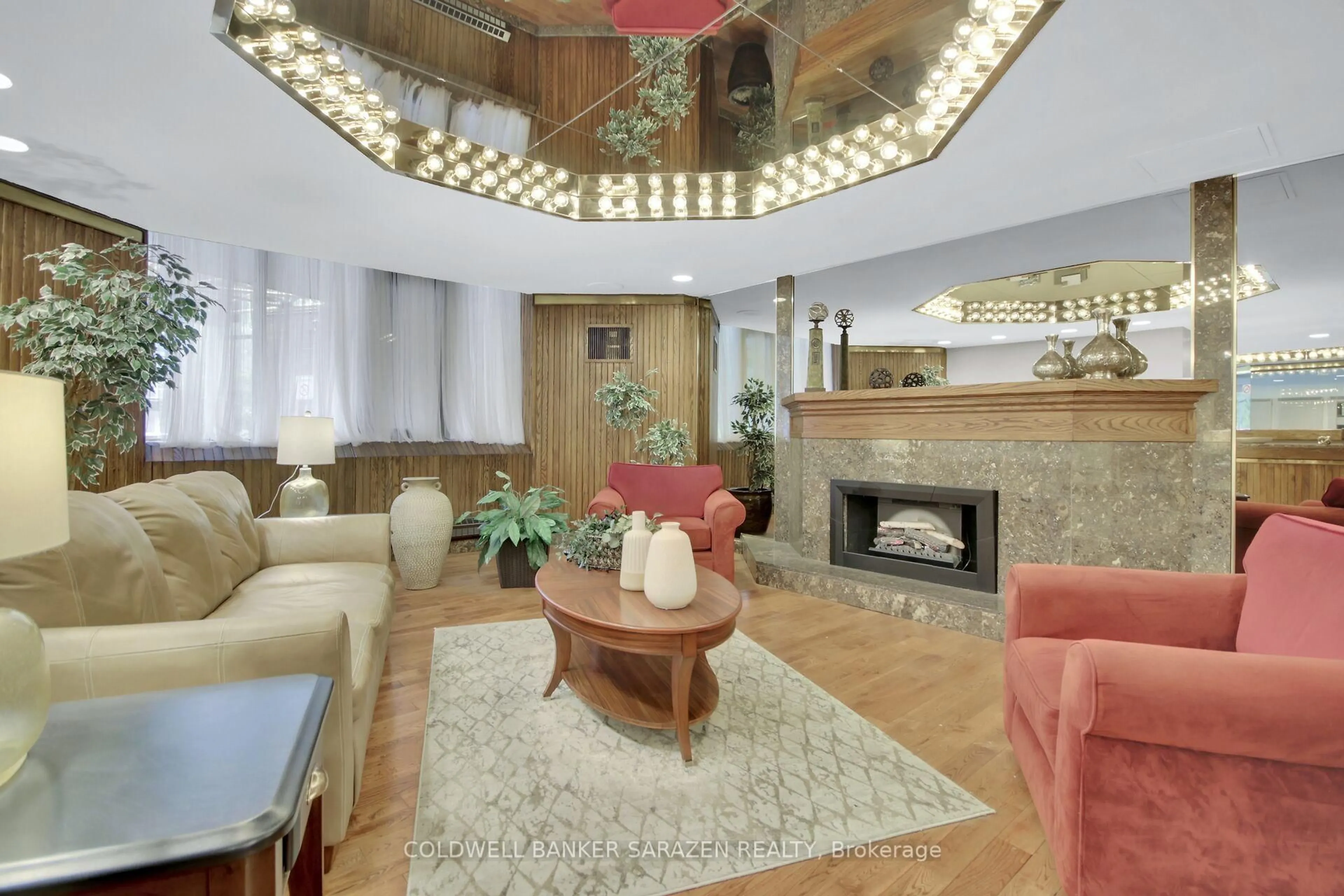 Lobby for 2871 Richmond Rd #1111, Ottawa Ontario K2B 8M5