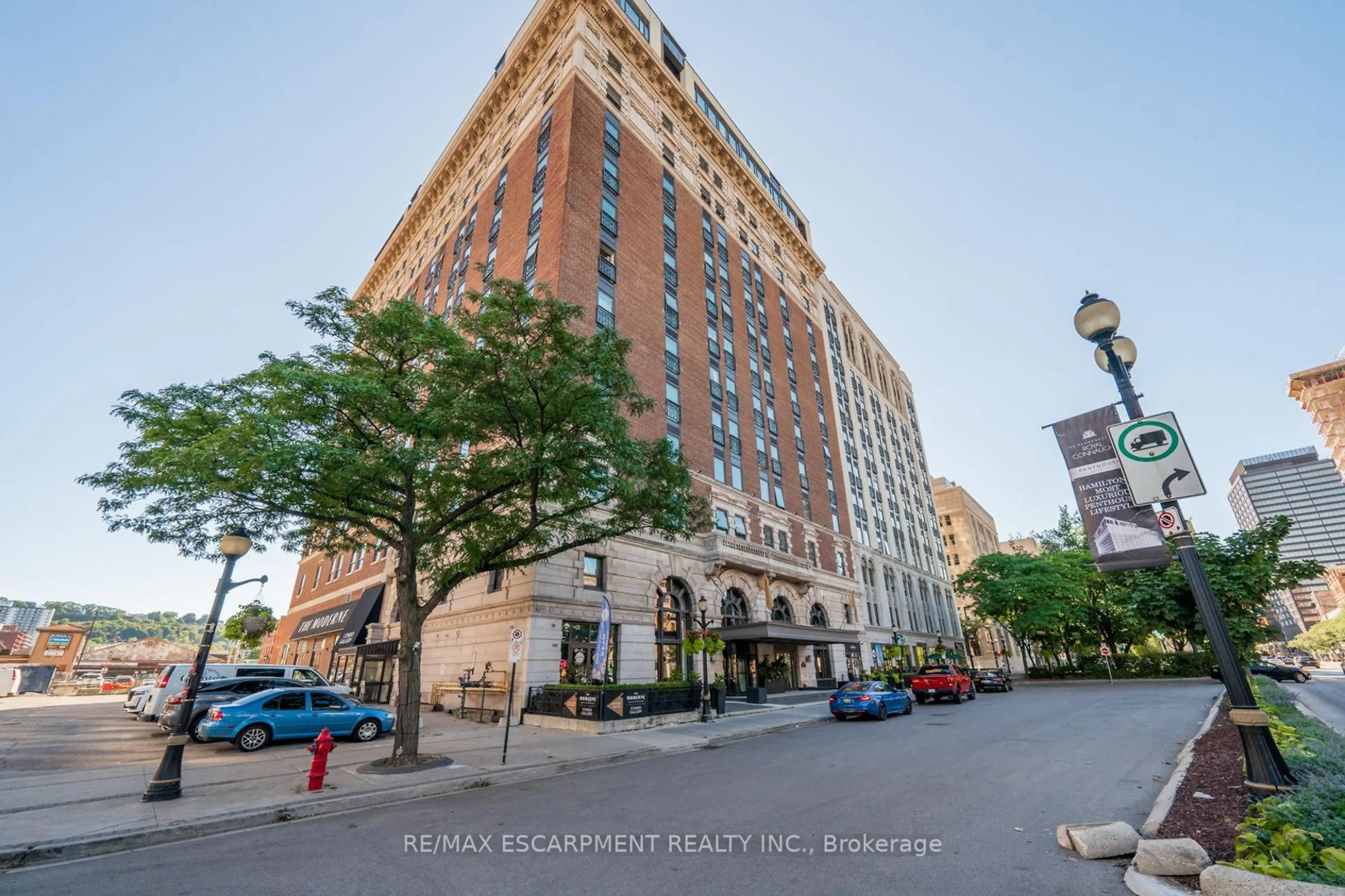 Patio, building for 112 King St #705, Hamilton Ontario L8N 1A8