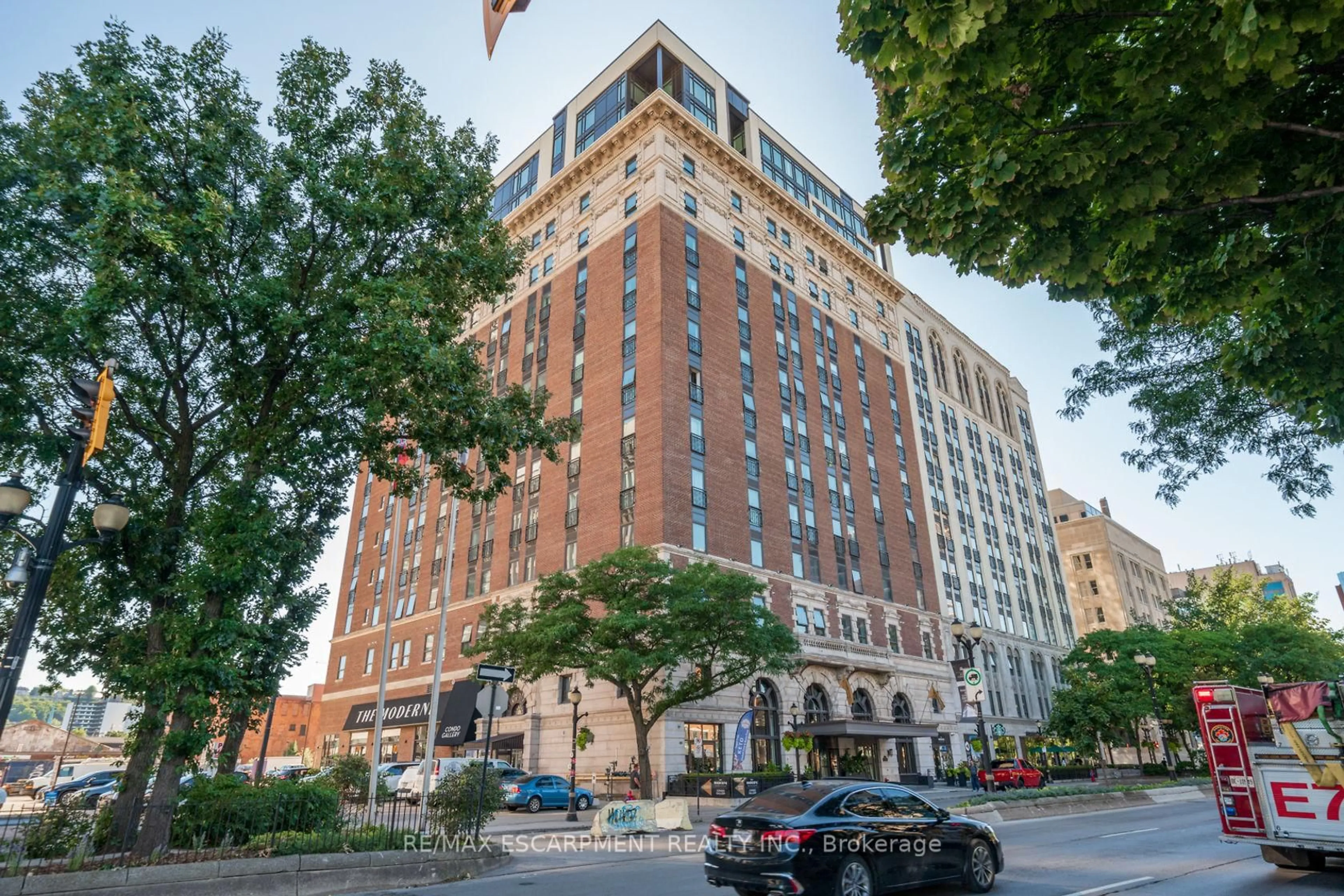 Lobby for 112 King St #705, Hamilton Ontario L8N 1A8