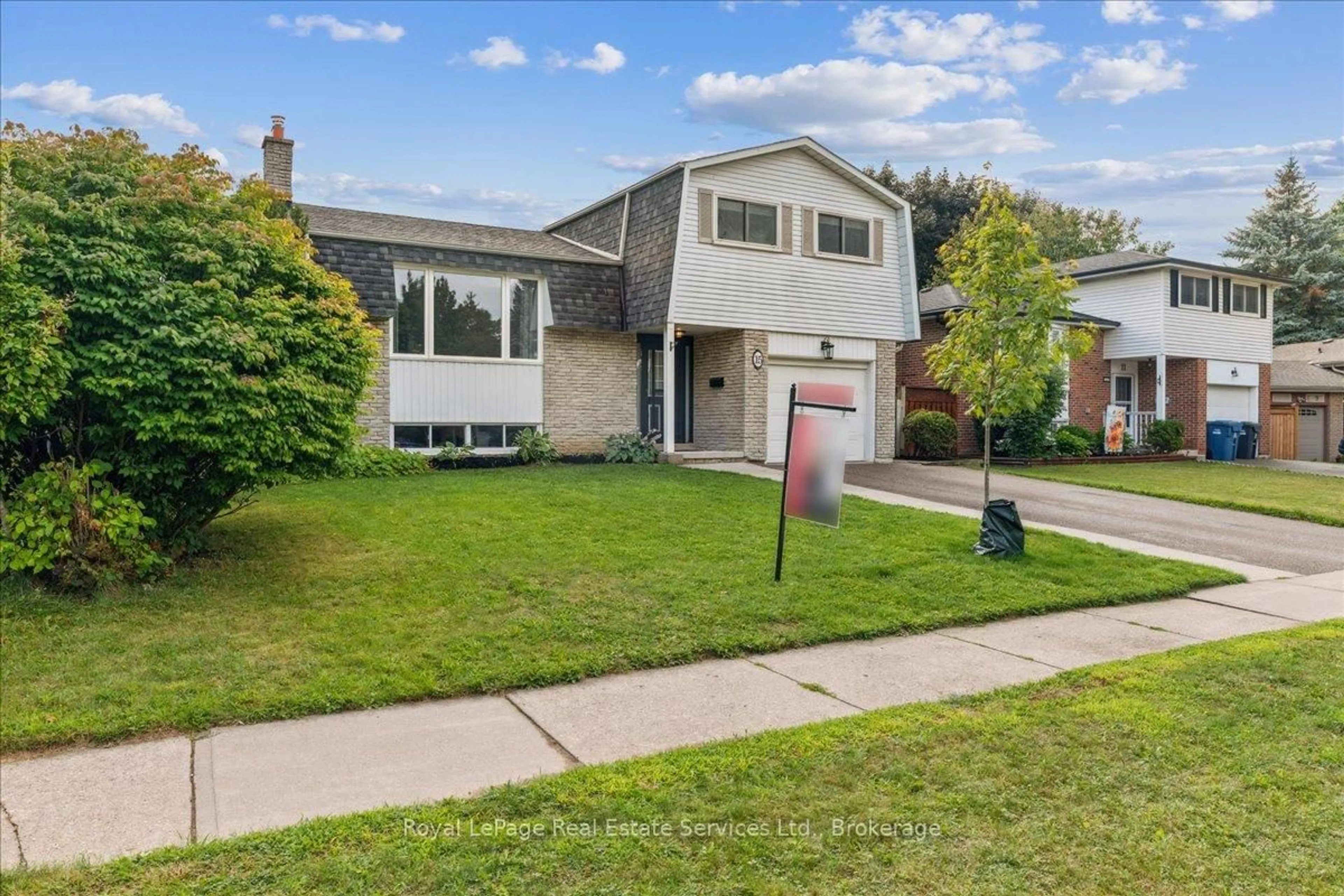 Home with vinyl exterior material, street for 15 Queensdale Cres, Guelph Ontario N1H 6W4