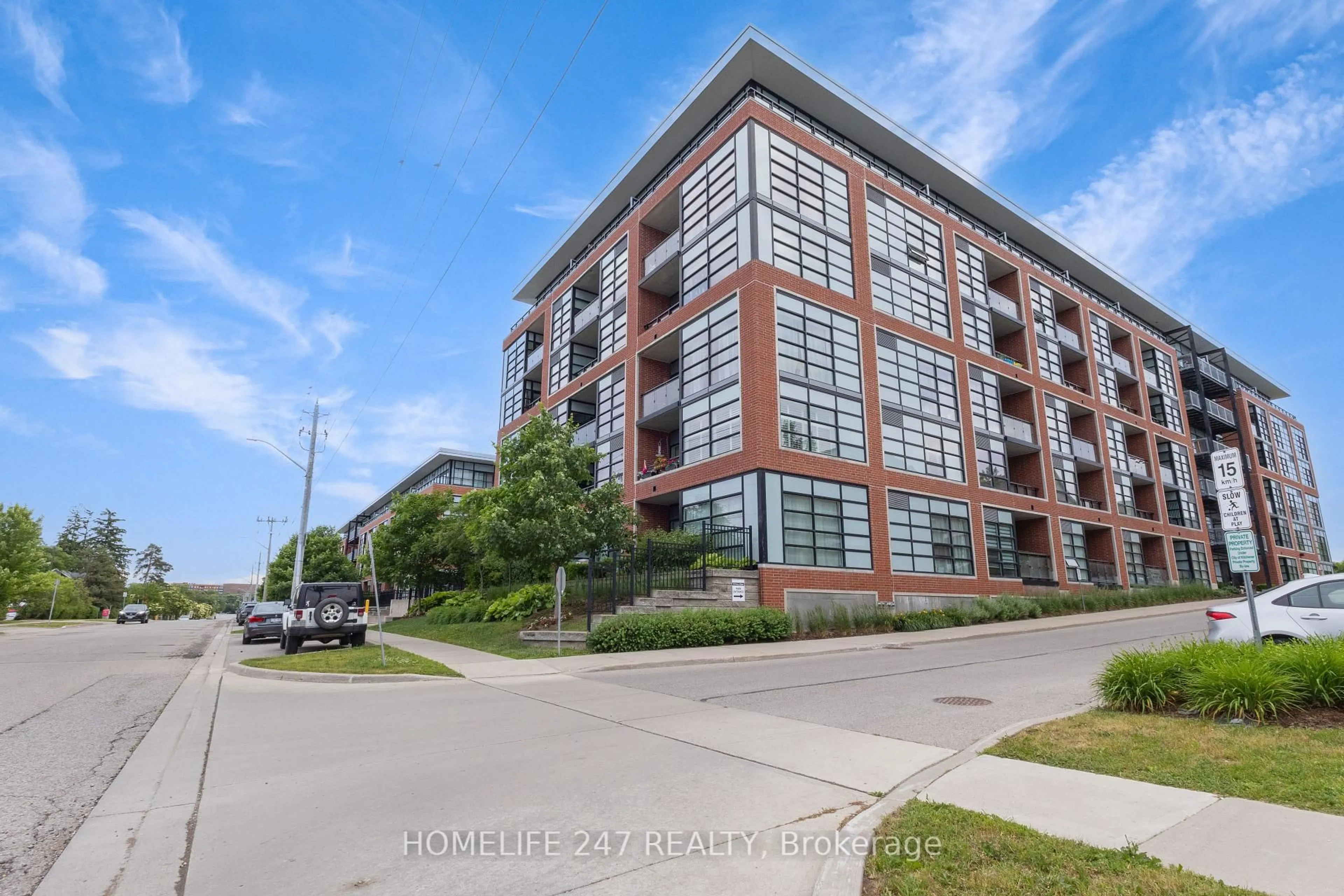 Unknown for 15 Prince Albert Blvd #305, Kitchener Ontario N2H 0C2