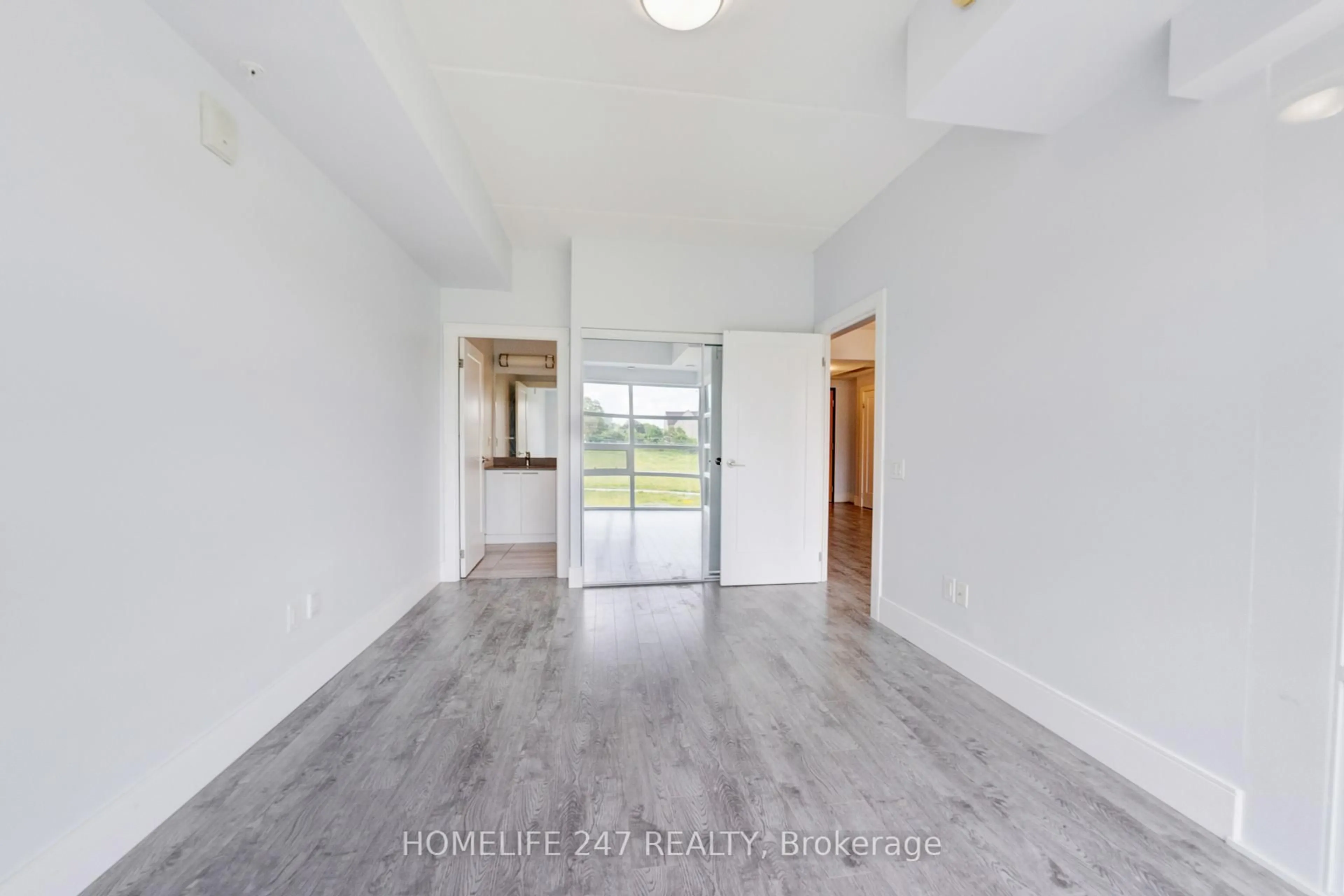 Unknown for 15 Prince Albert Blvd #305, Kitchener Ontario N2H 0C2