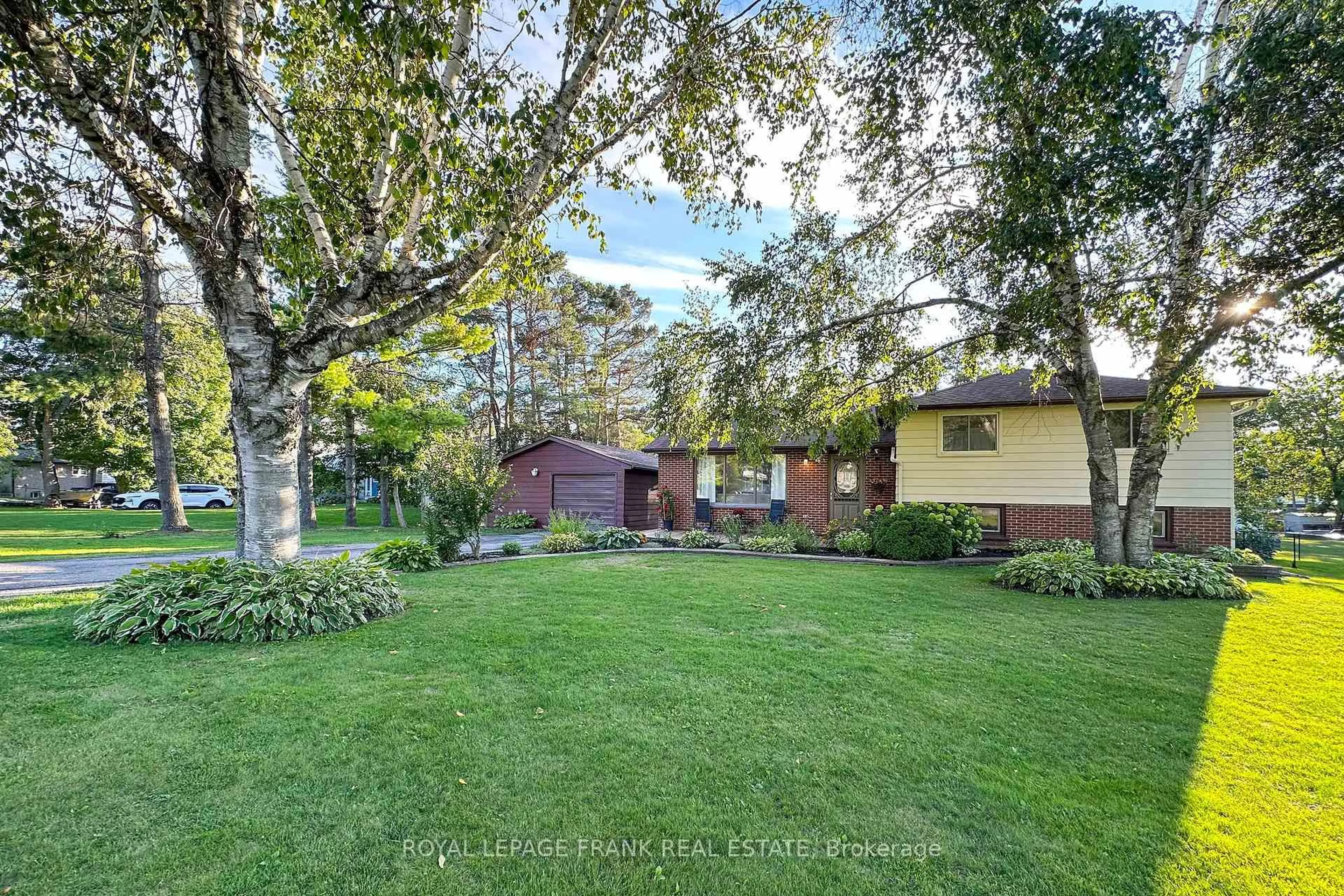 A pic from outside/outdoor area/front of a property/back of a property/a pic from drone, street for 4 Arbour Crt, Kawartha Lakes Ontario L0B 1K0