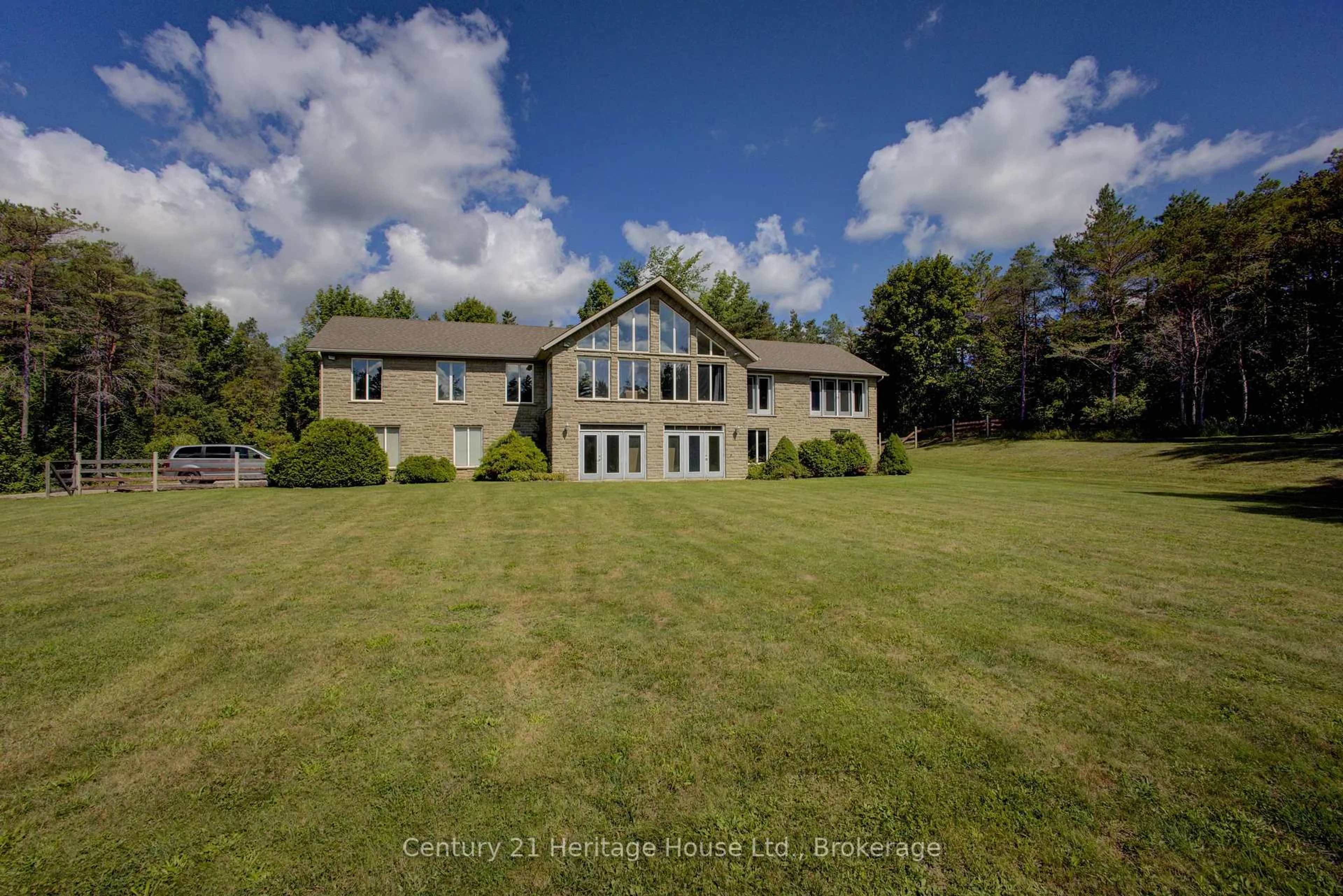 A pic from outside/outdoor area/front of a property/back of a property/a pic from drone, building for 323179 Durham Rd, West Grey Ontario N0G 1R0