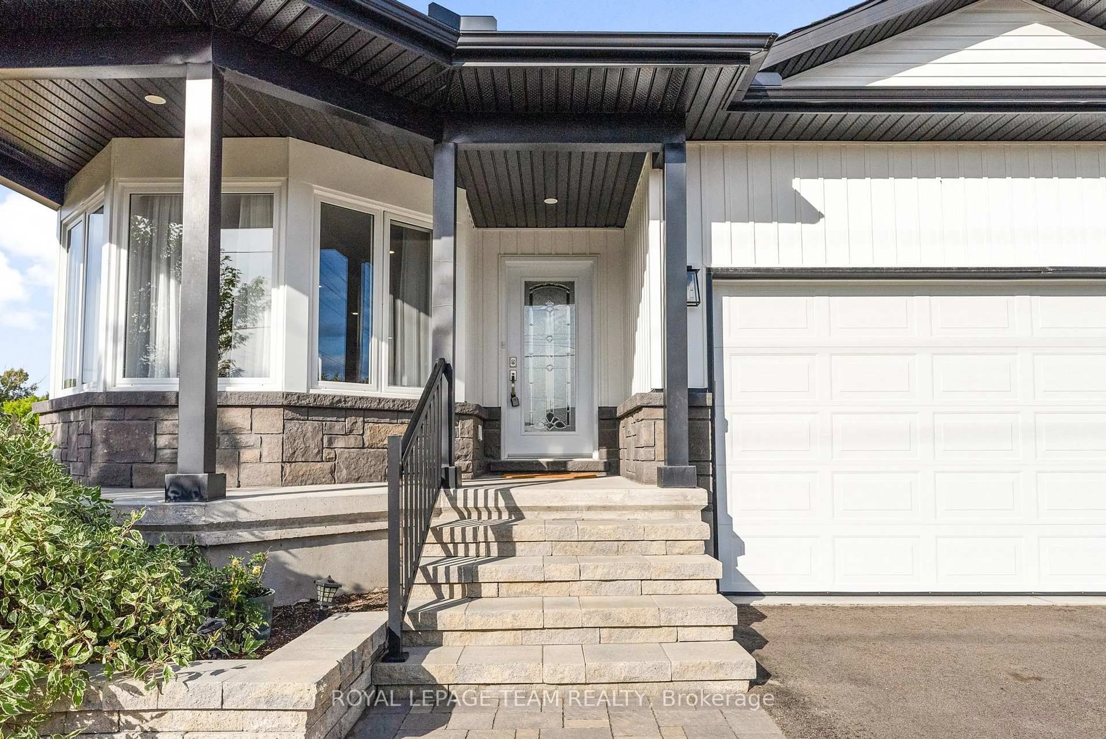 Unknown for 429 Gillan Rd, Renfrew Ontario K7V 0B1