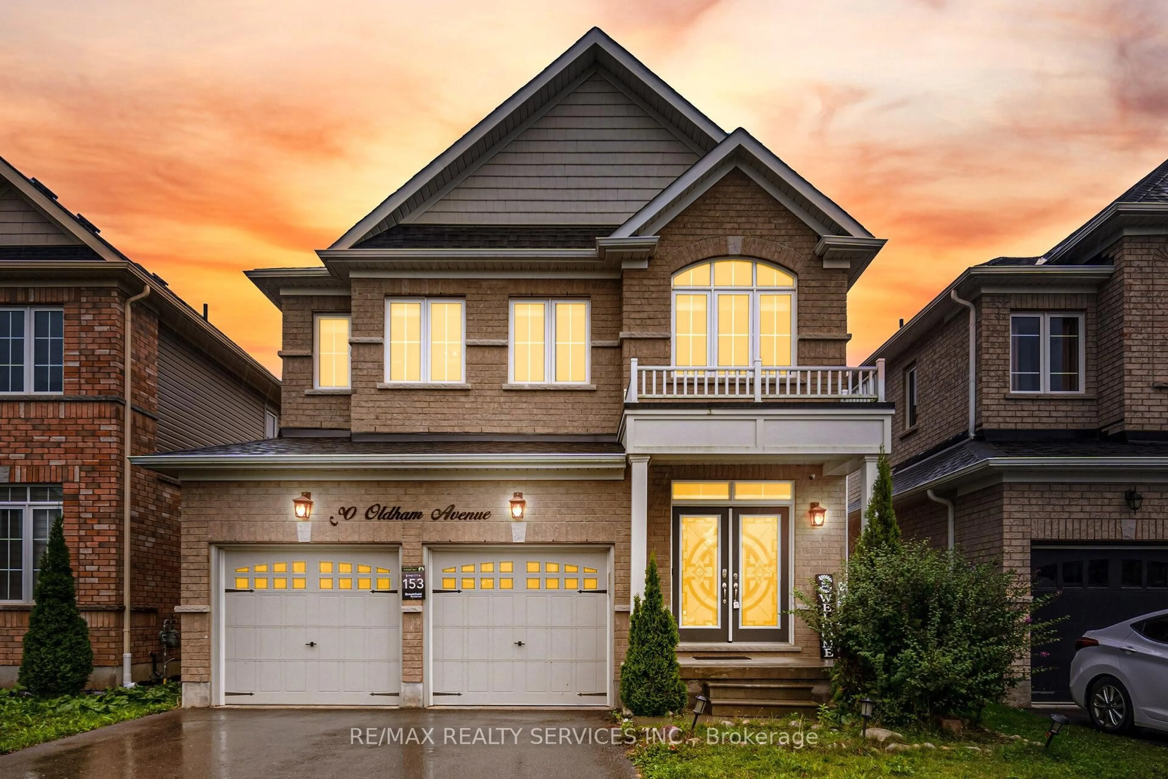 Home with vinyl exterior material, street for 30 Oldham Ave, Brant Ontario N3L 0H2