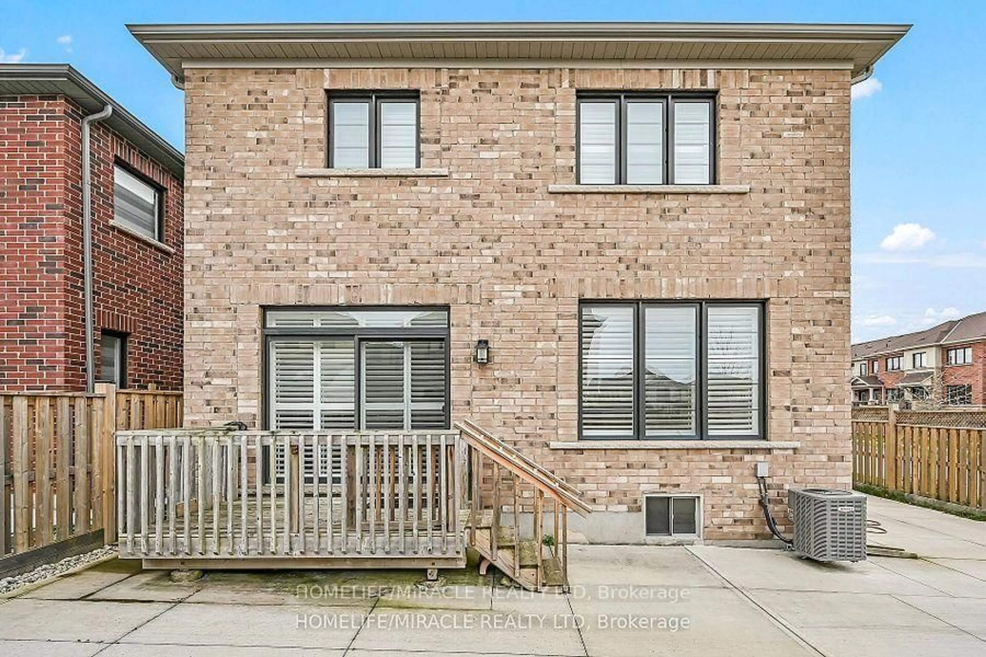 Home with brick exterior material, street for 3 Aldgate Ave, Hamilton Ontario L8J 0H9