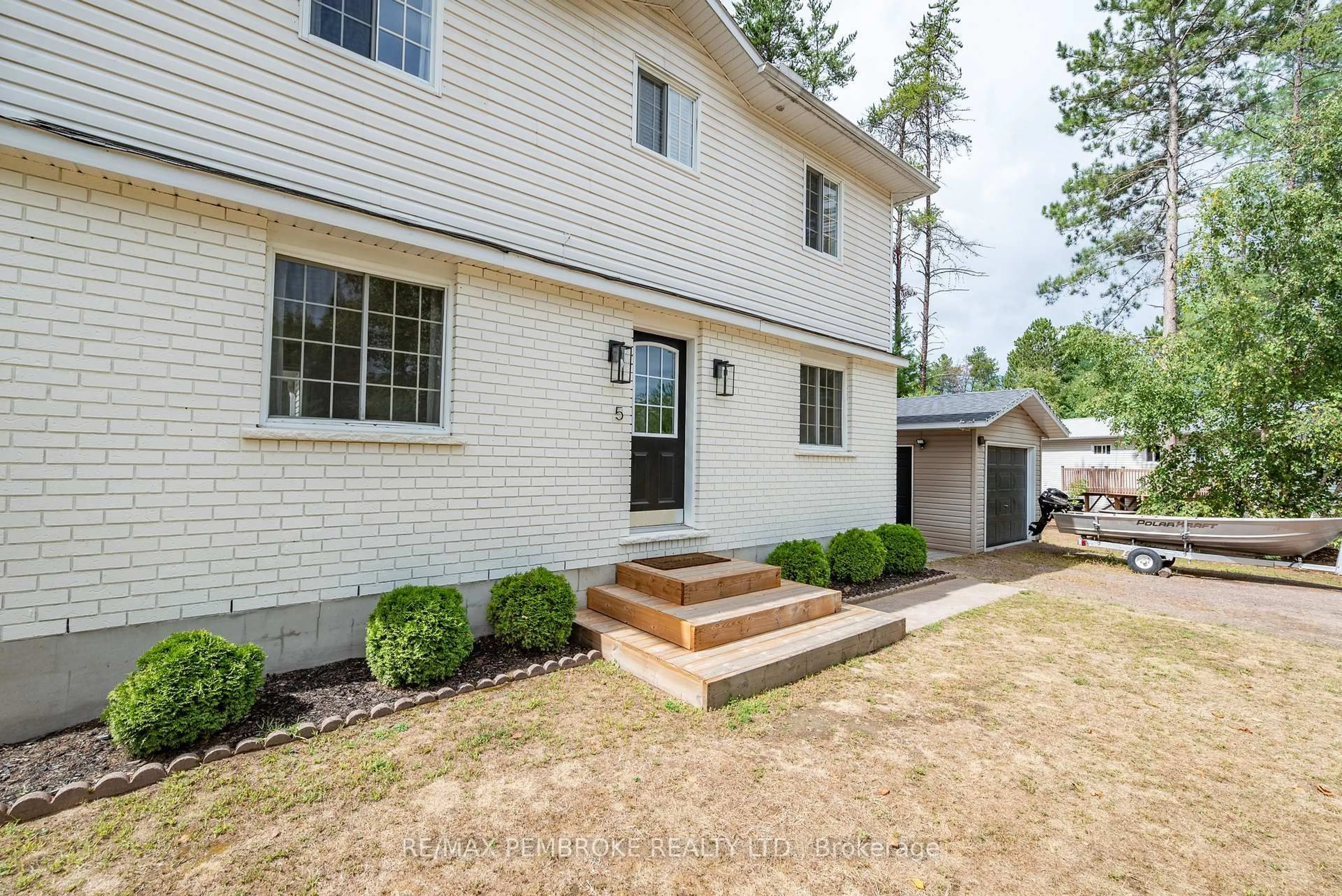 Home with brick exterior material, street for 5 Dennis Cres, Petawawa Ontario K8A 8P3