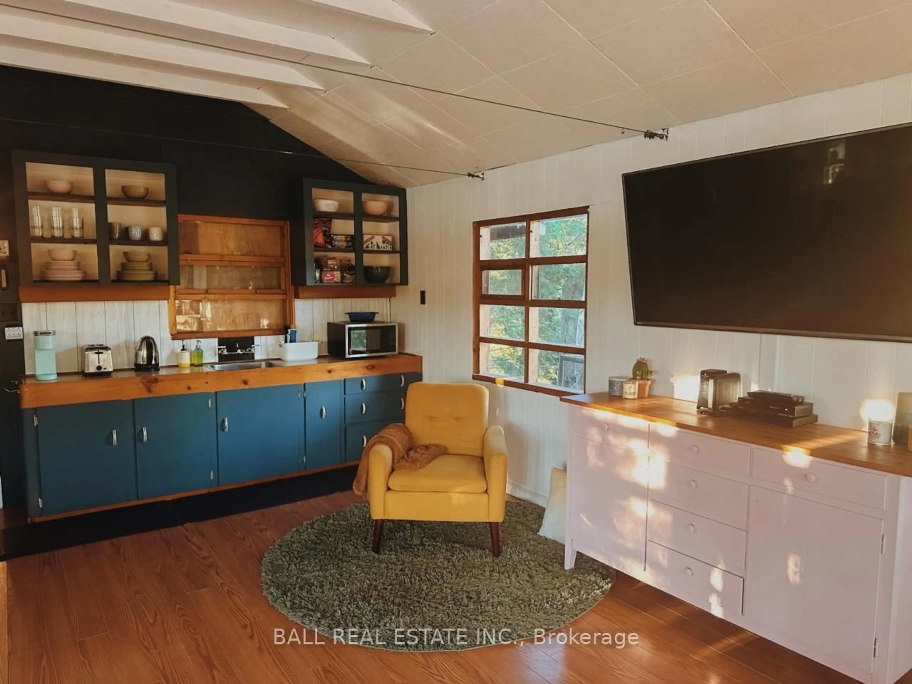 Open concept kitchen, unknown for 260 Island 26, Trent Lakes Ontario K0L 1J0