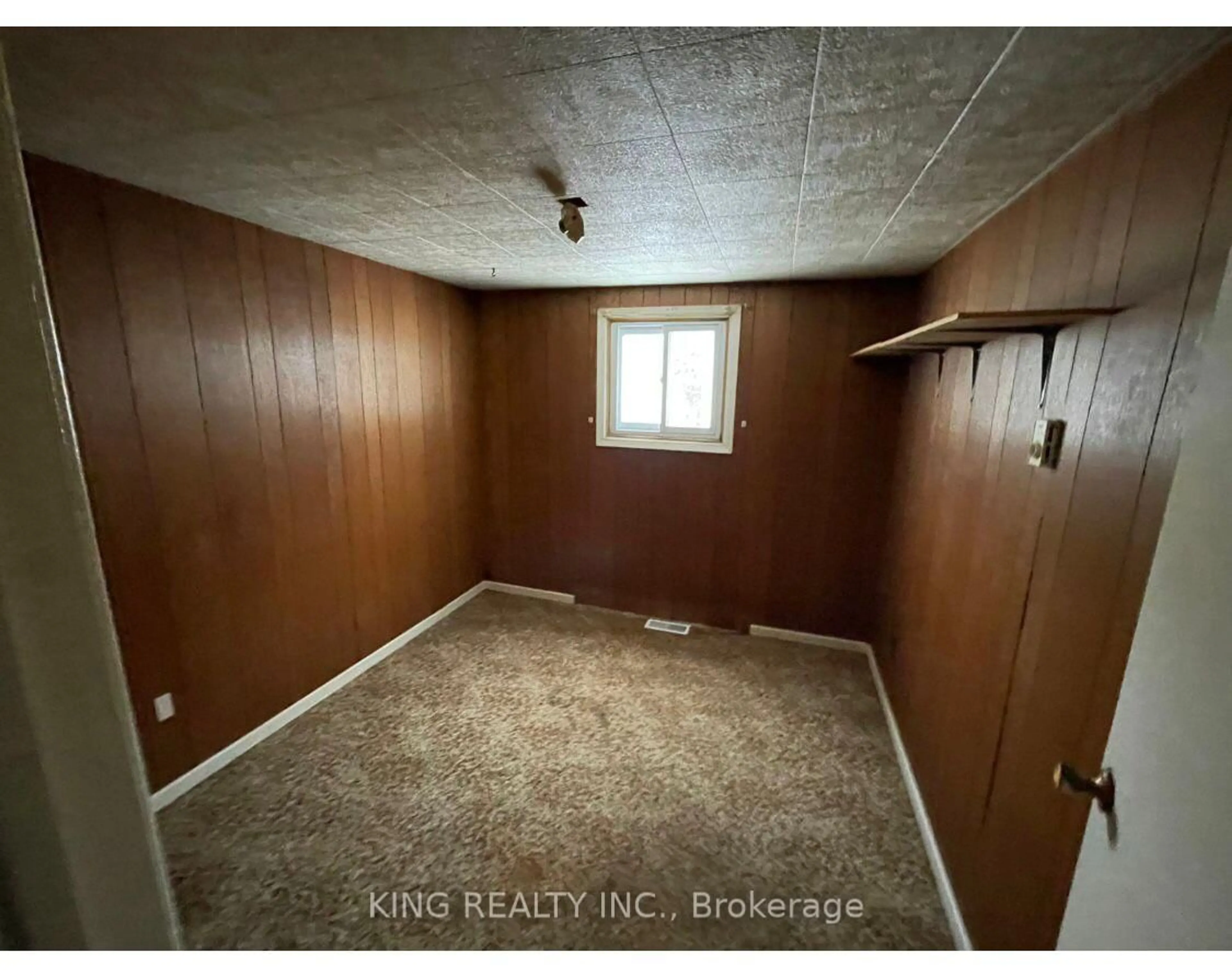 A pic of a room for 201 Third Ave, Hornepayne Ontario P0M 1Z0