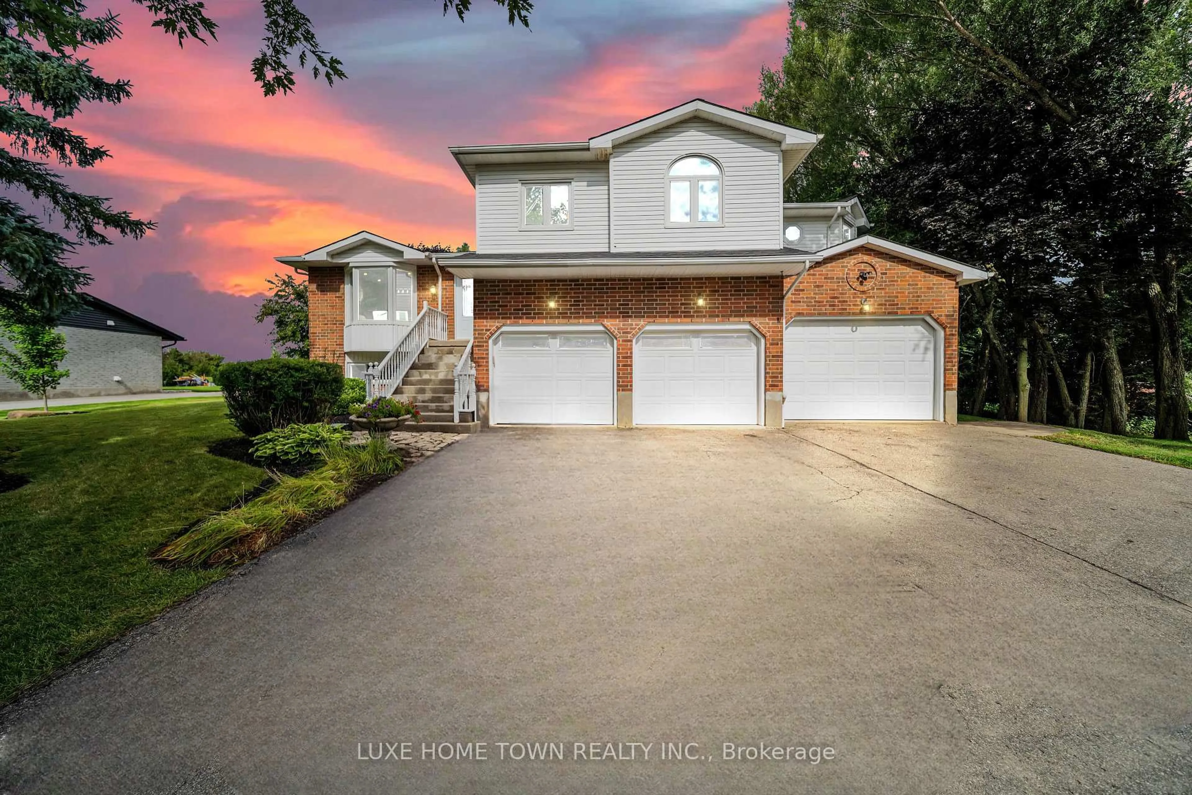 Unknown for 170 Elmslie Pl, Centre Wellington Ontario N0B 1S0