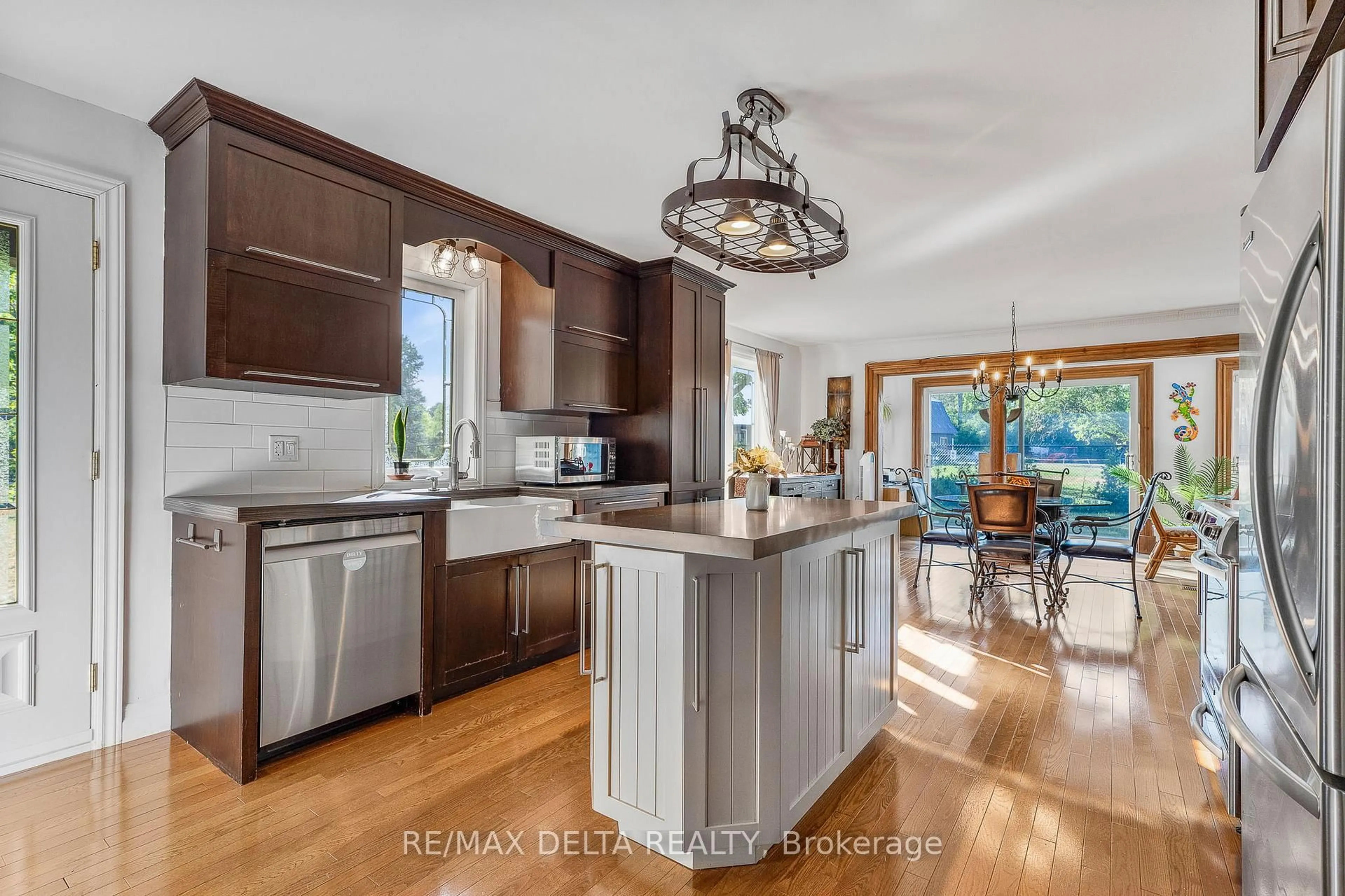 Open concept kitchen, unknown for 455 Front Rd, Champlain Ontario K0B 1K0