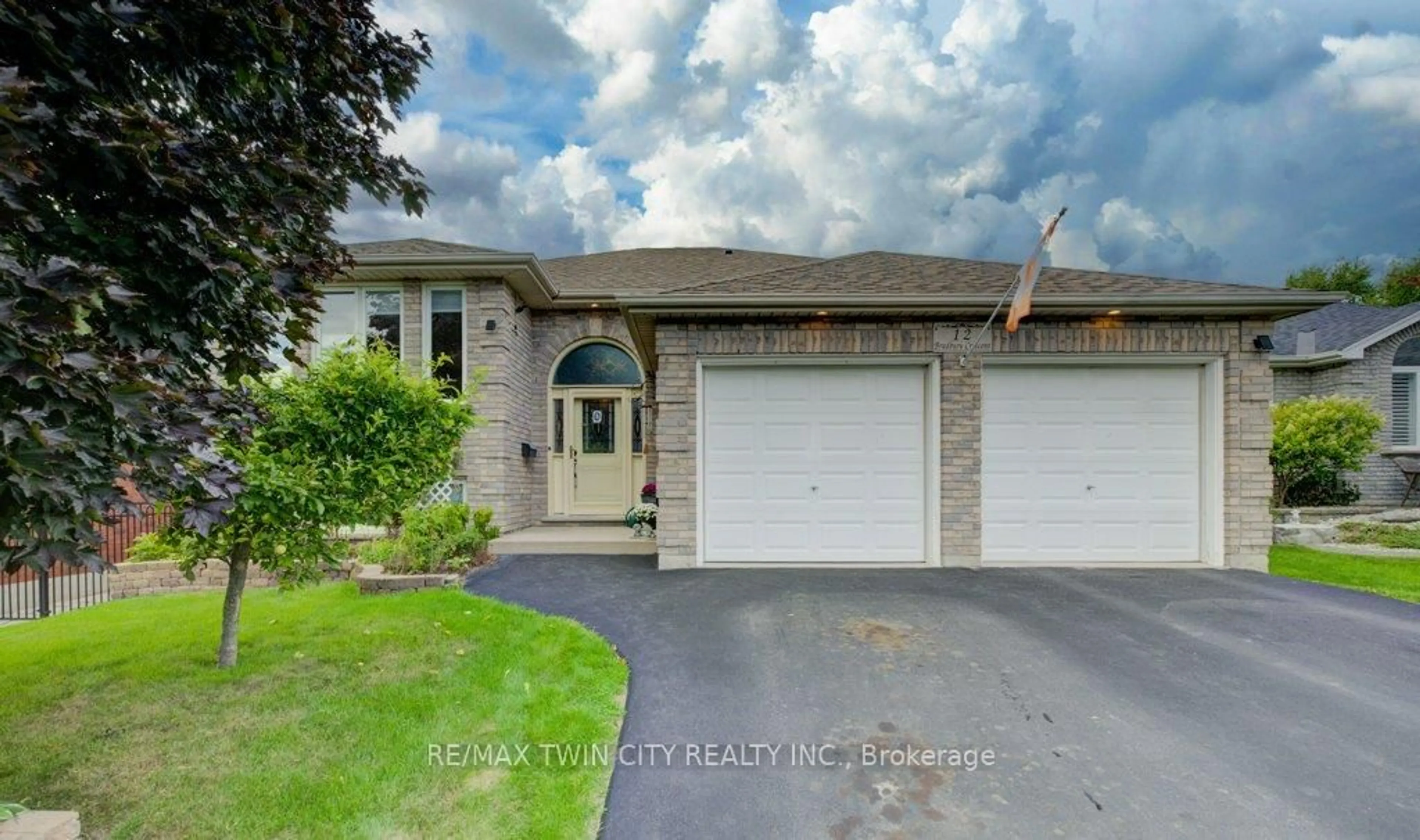 Unknown for 12 Bradbury Cres, Brant Ontario N3L 4E1