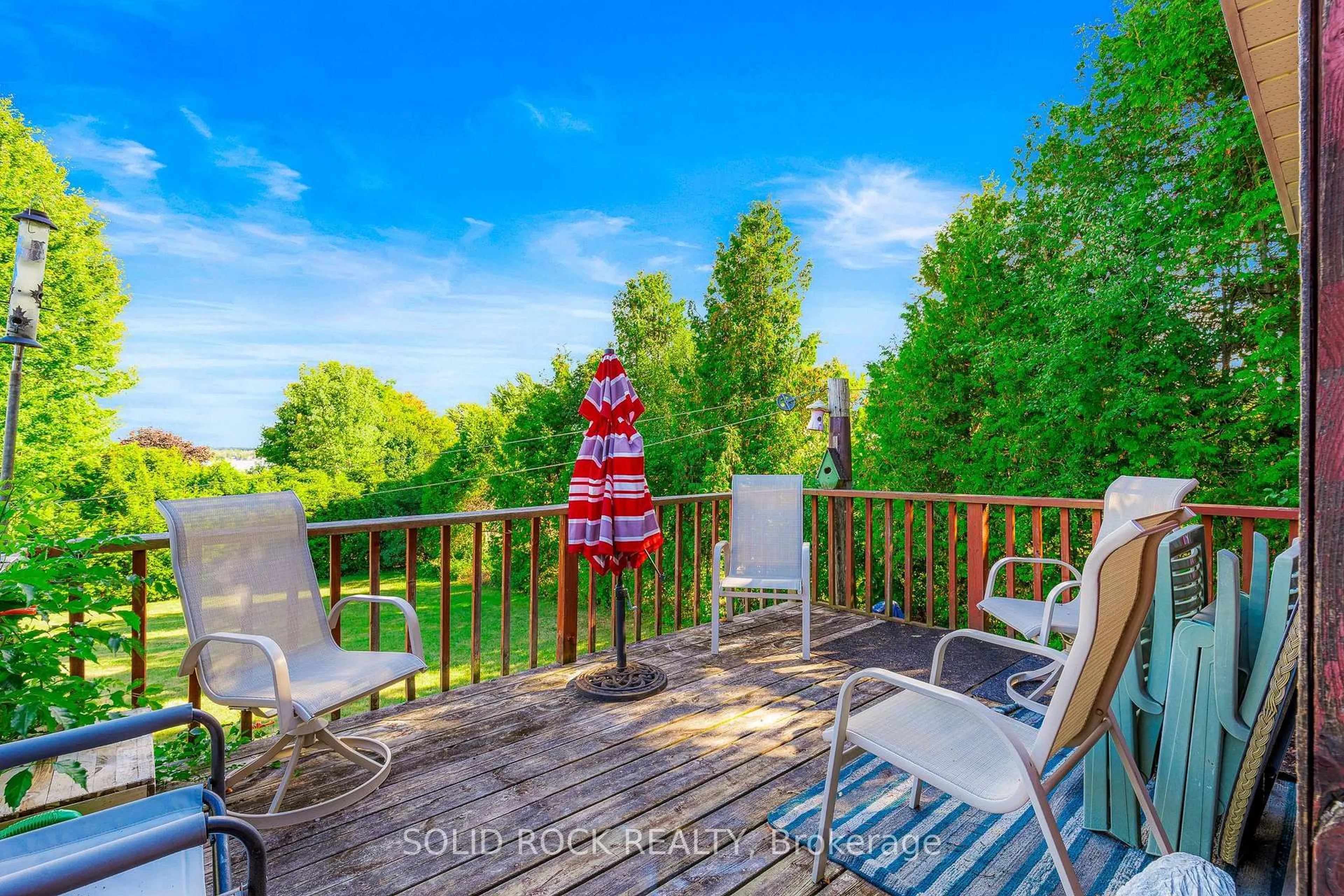 A pic from outside/outdoor area/front of a property/back of a property/a pic from drone, water/lake/river/ocean view for 41 Sarah St, Augusta Ontario K0E 1P0