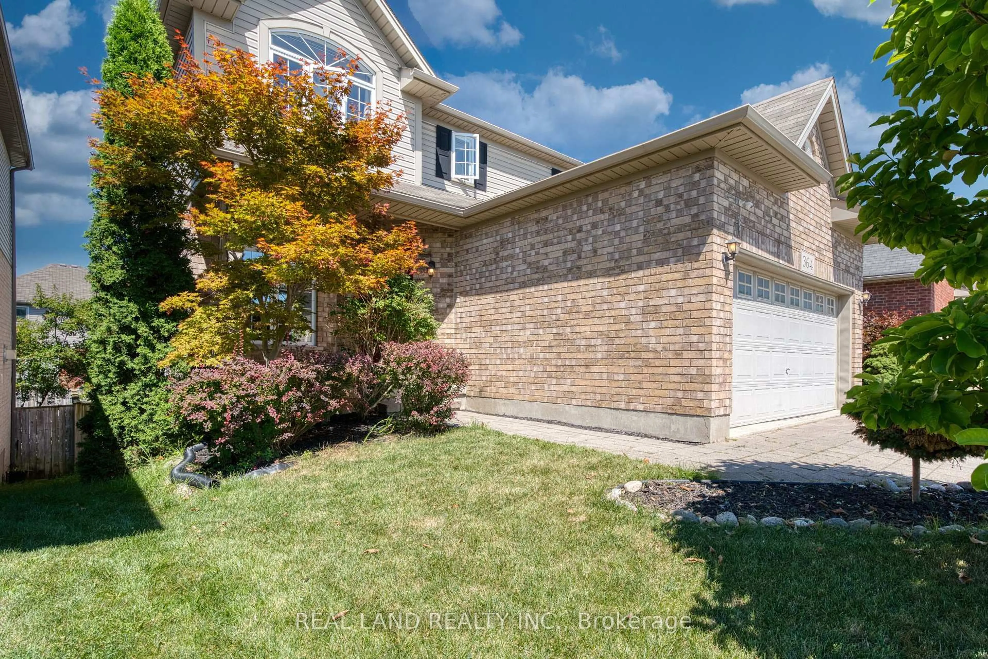 Home with brick exterior material, street for 364 SKYLINE Ave #14, London North Ontario N5X 0B4
