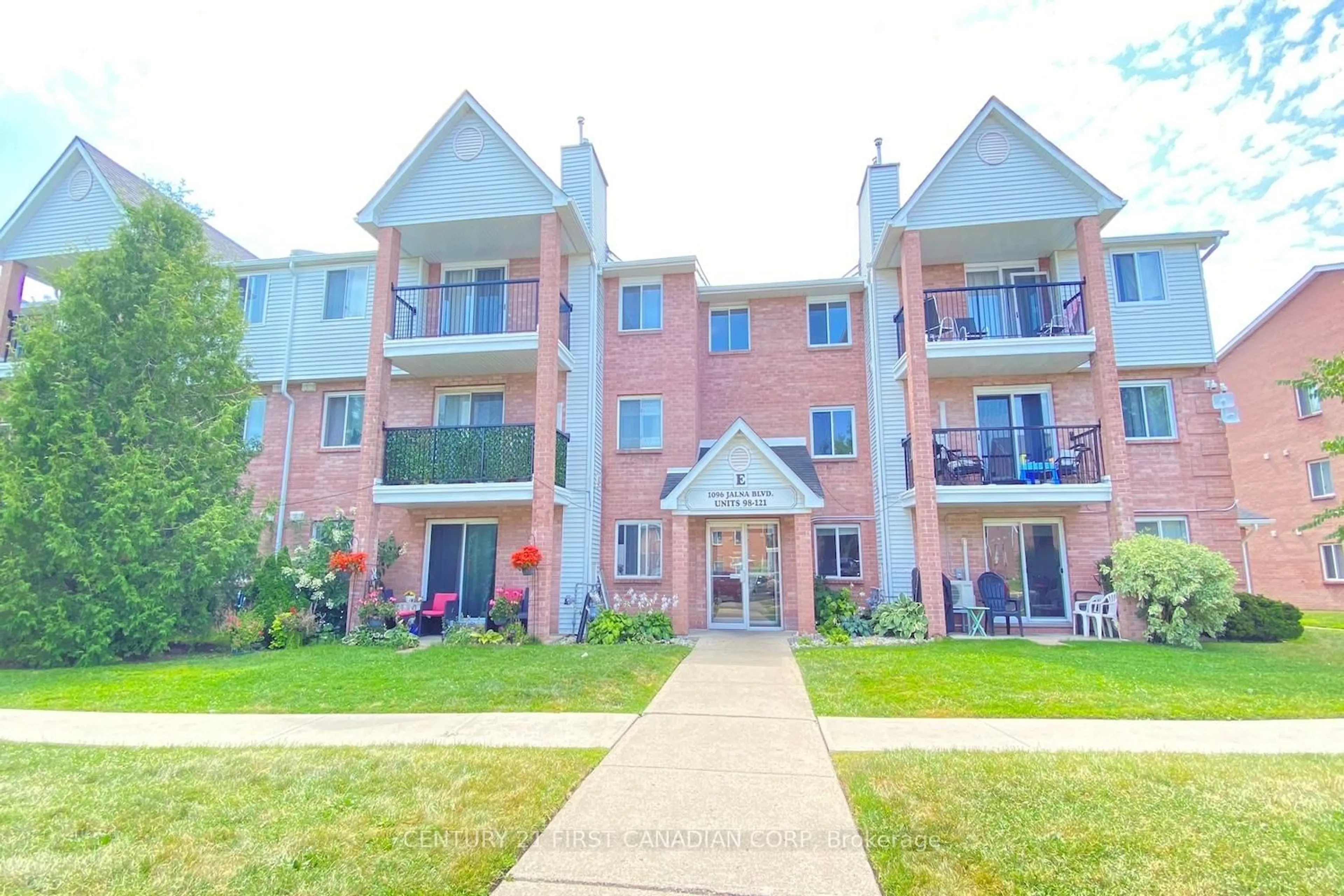 Unknown for 1096 JALNA Blvd #119, London South Ontario N6E 3B8