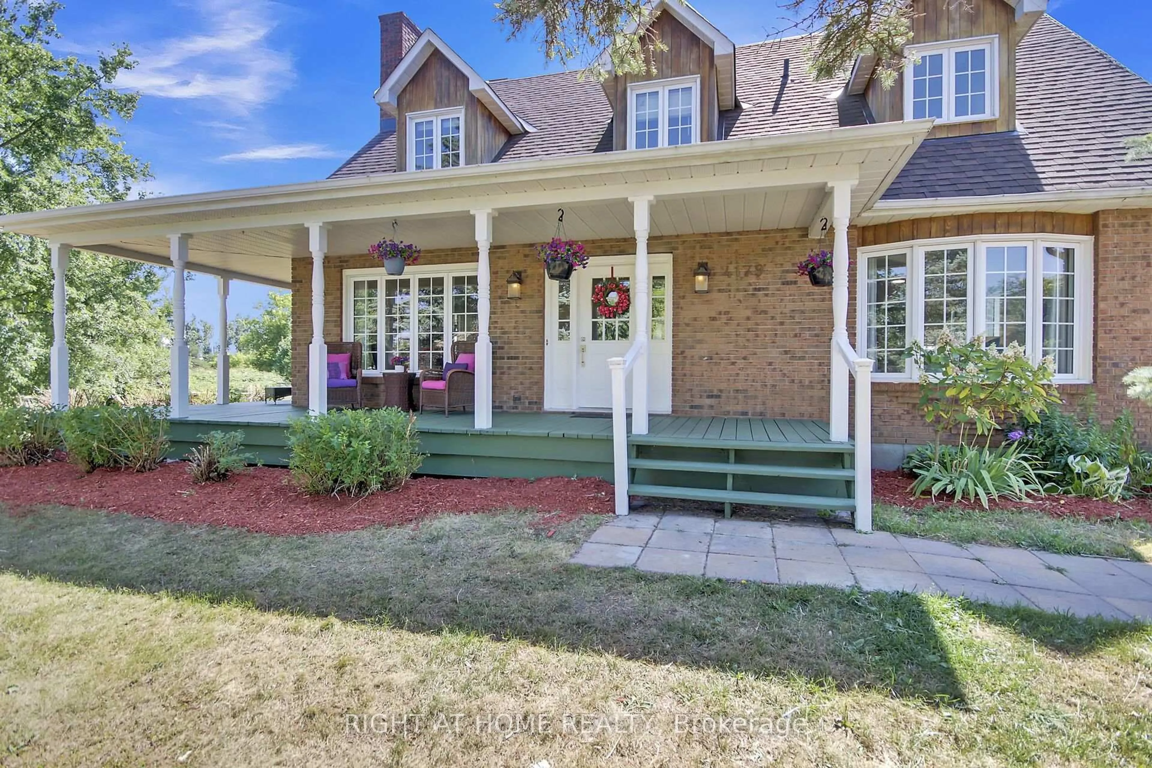 Home with brick exterior material, street for 4179 Alfalfa St, Vernon Ontario K0A 3J0