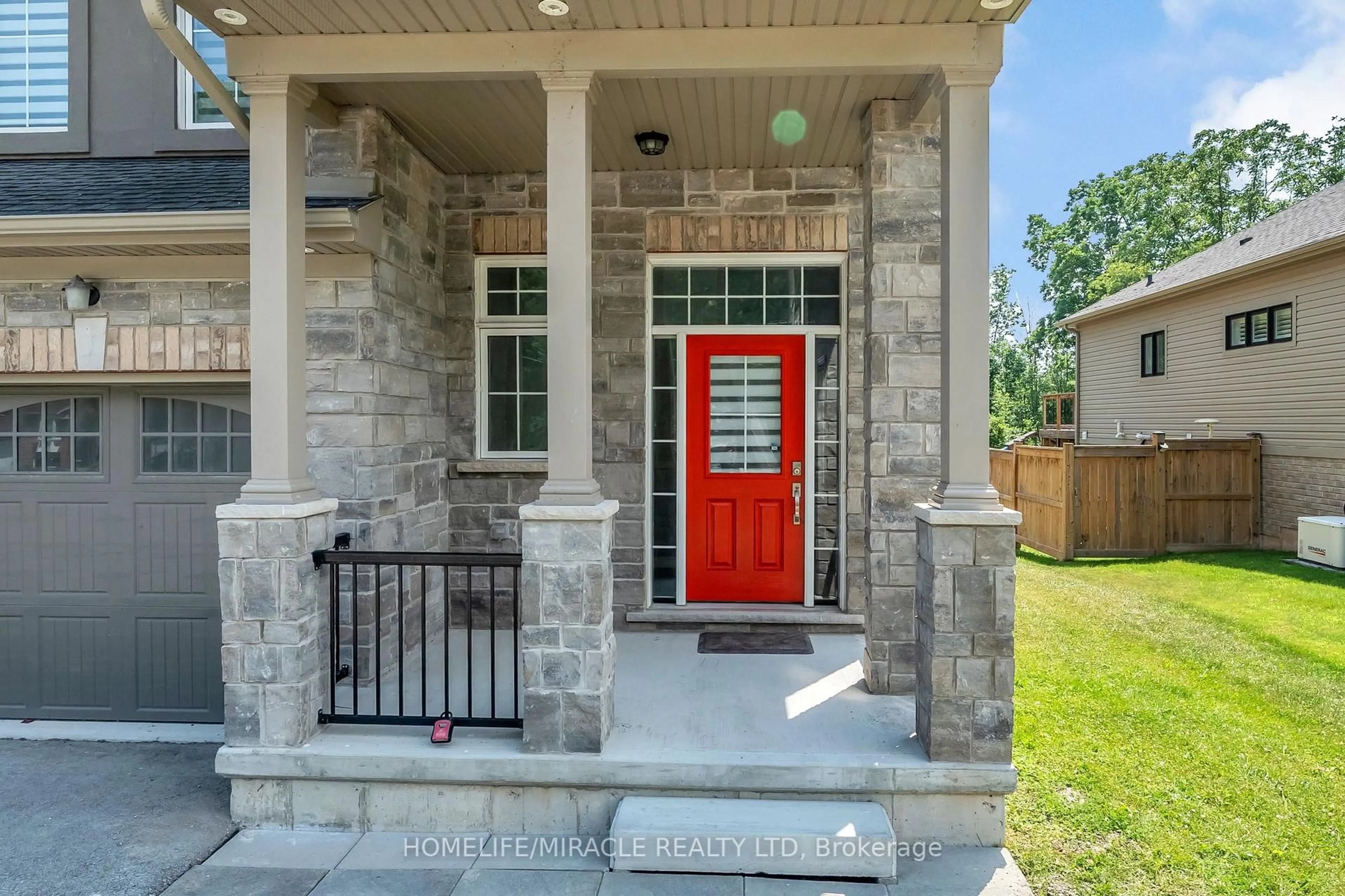 Home with brick exterior material, street for 3547 Dominion Rd, Fort Erie Ontario L0S 1N0