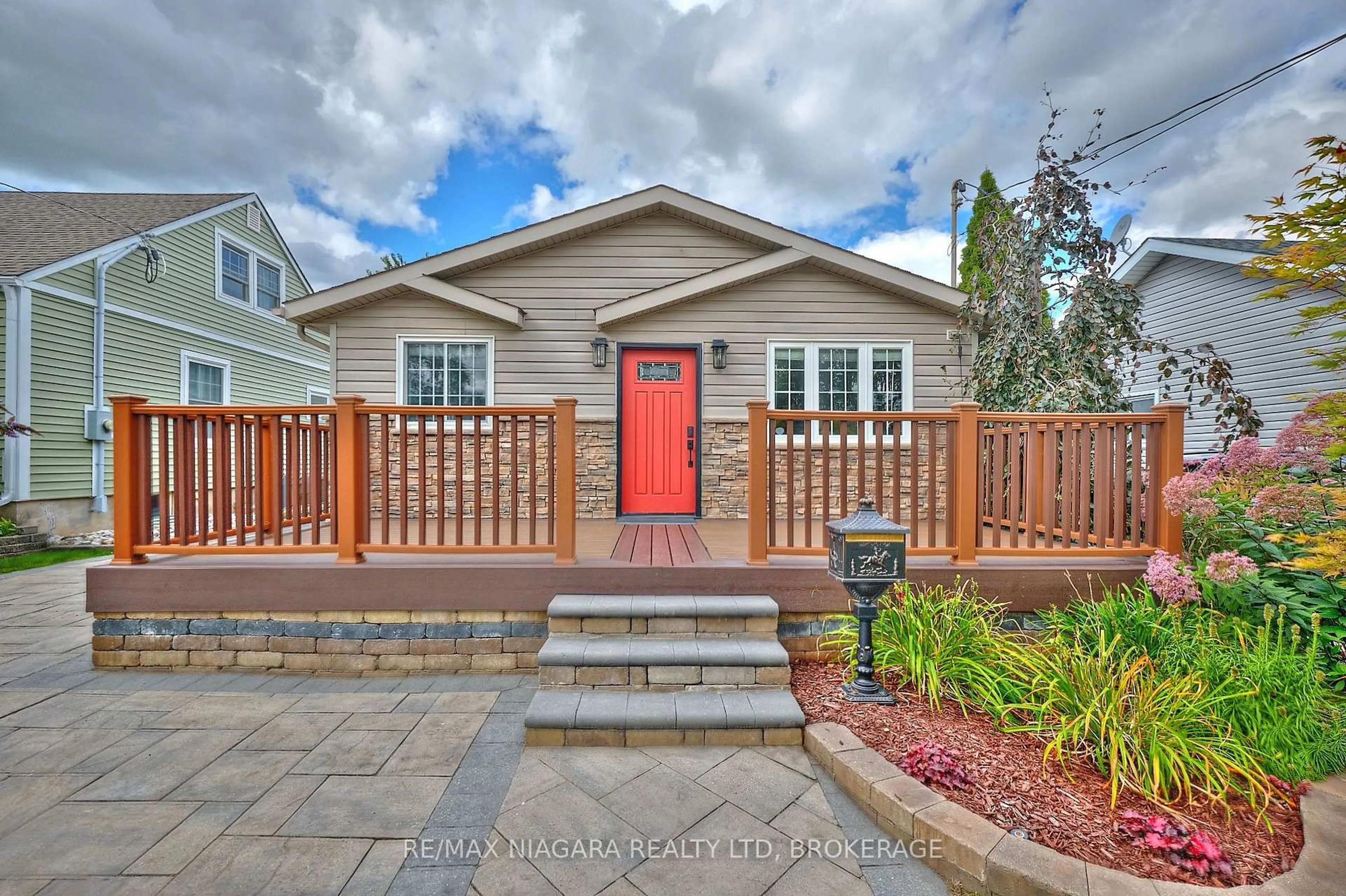 Unknown for 9 Keele St, St. Catharines Ontario L2T 1M6