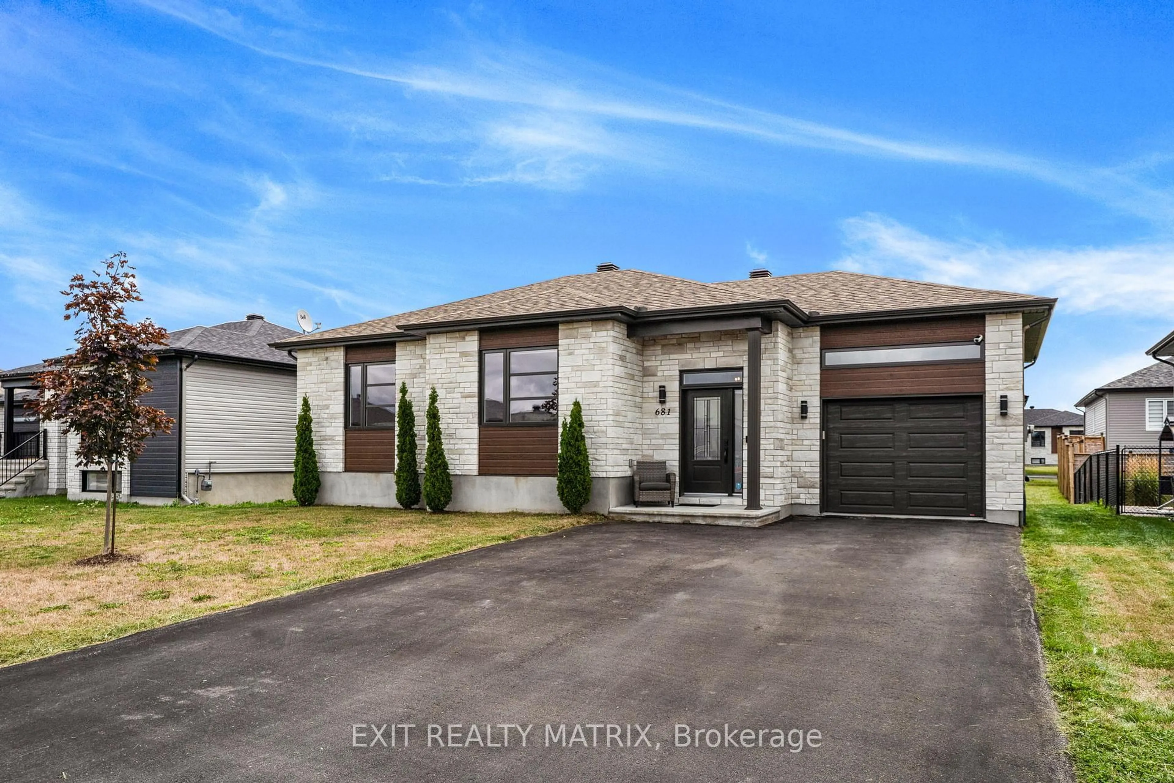 Home with brick exterior material, street for 681 Roxane Cres, Hawkesbury Ontario K6A 3W9
