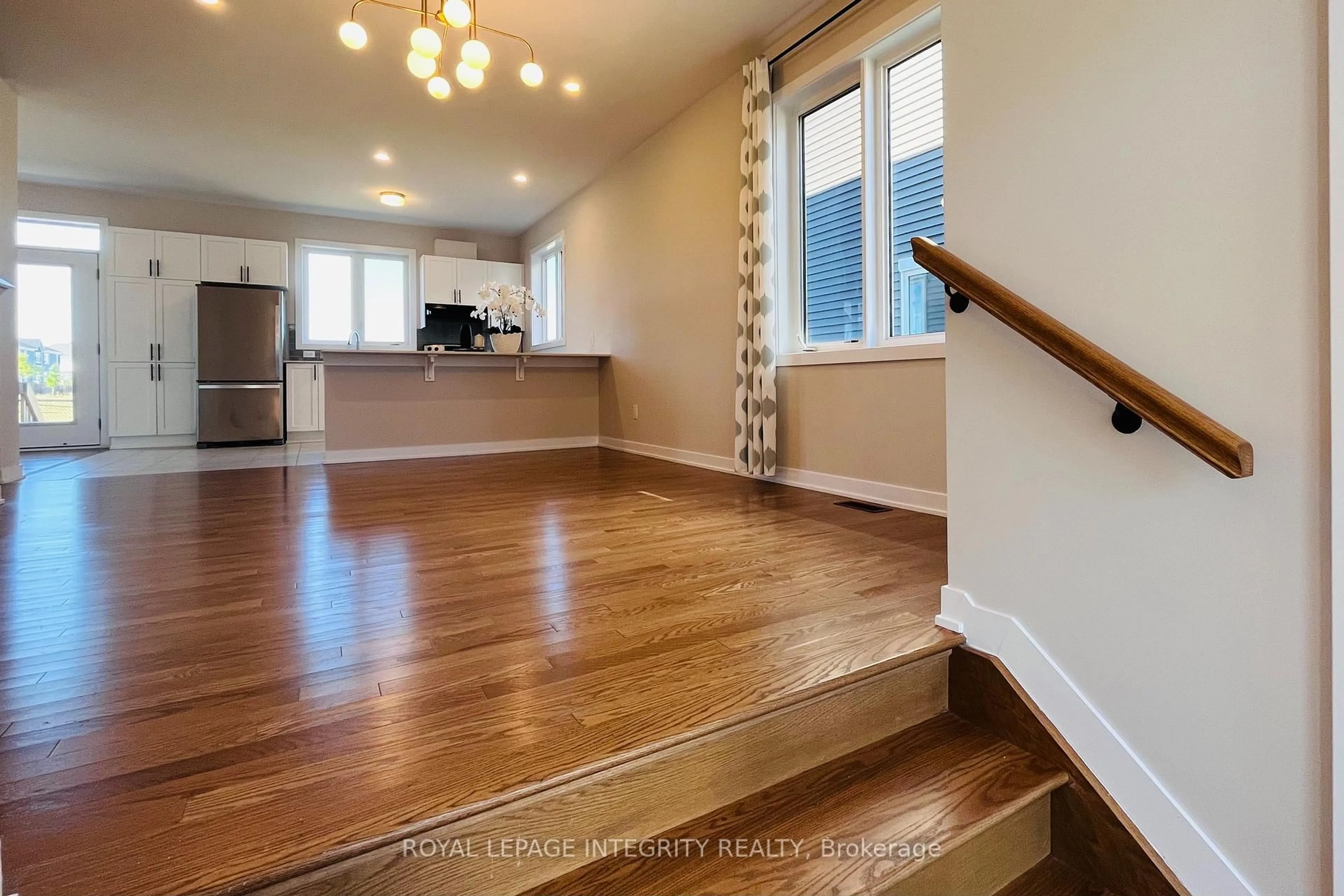 Unknown for 324 Canadensis Lane, Ottawa Ontario K2J 6X8