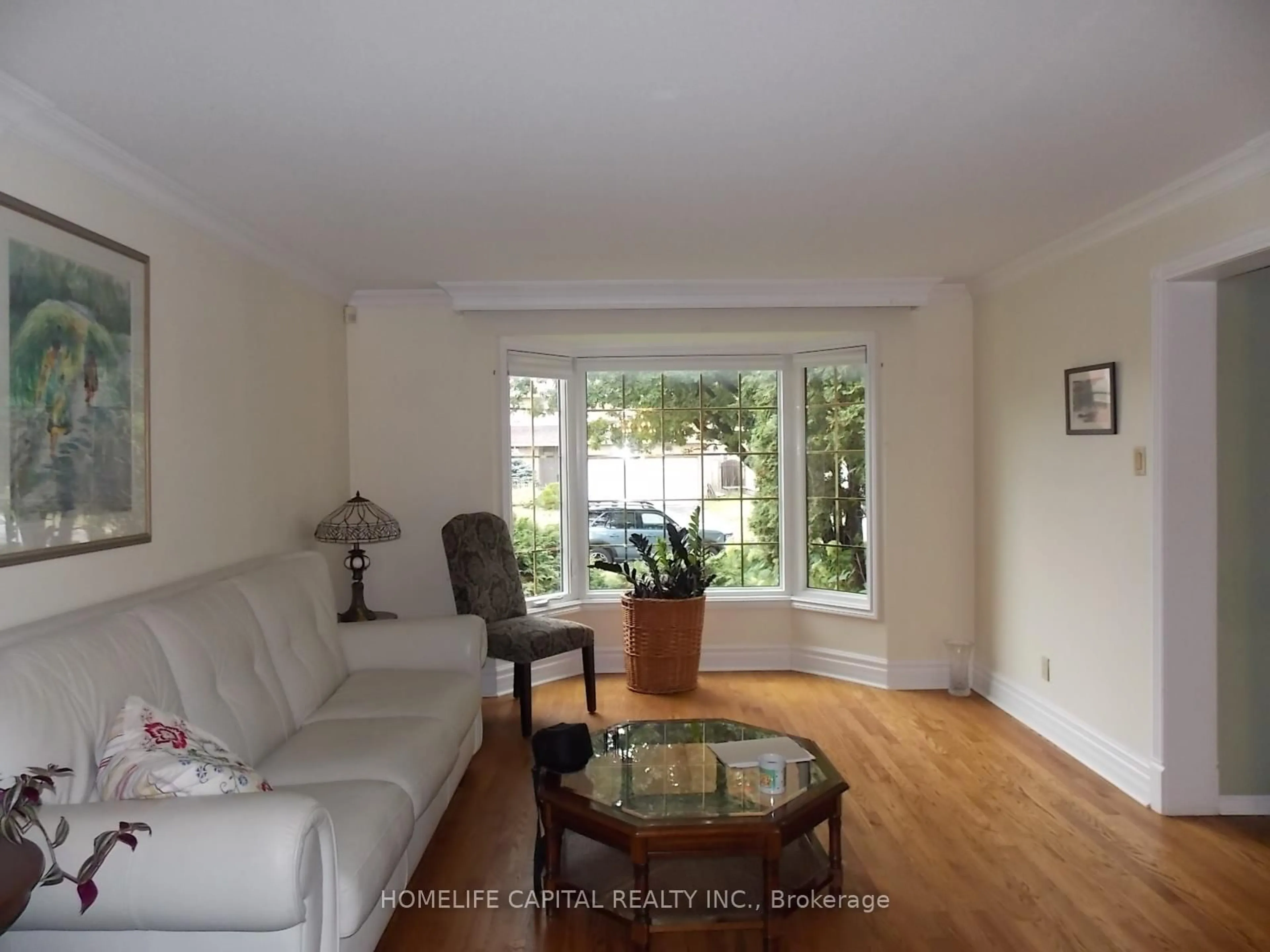 Living room with furniture, unknown for 1804 Robinwood Pl, Ottawa Ontario K1C 6L4