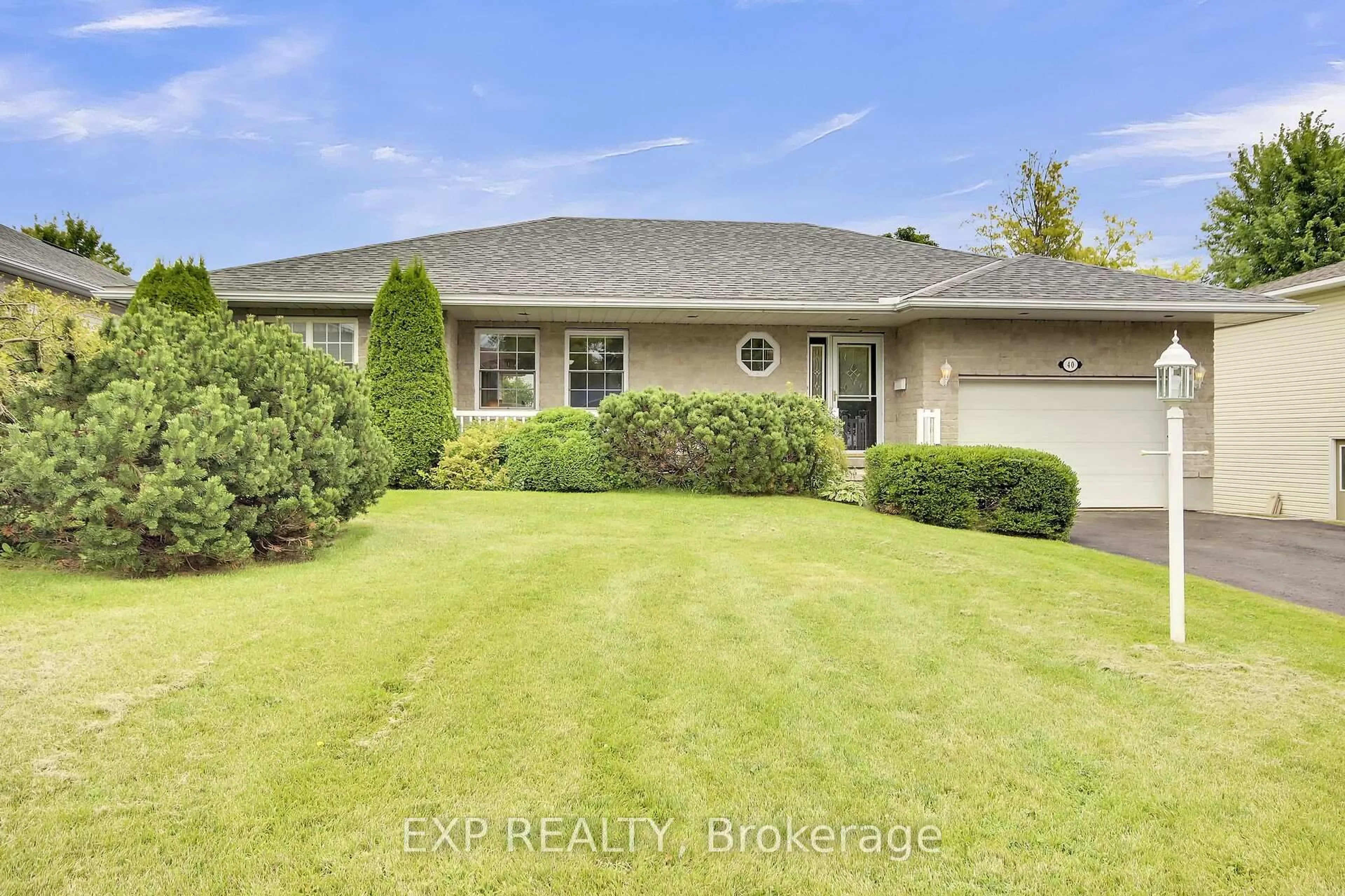 Unknown for 40 Evelyn St, Almonte Ontario K0A 1A0