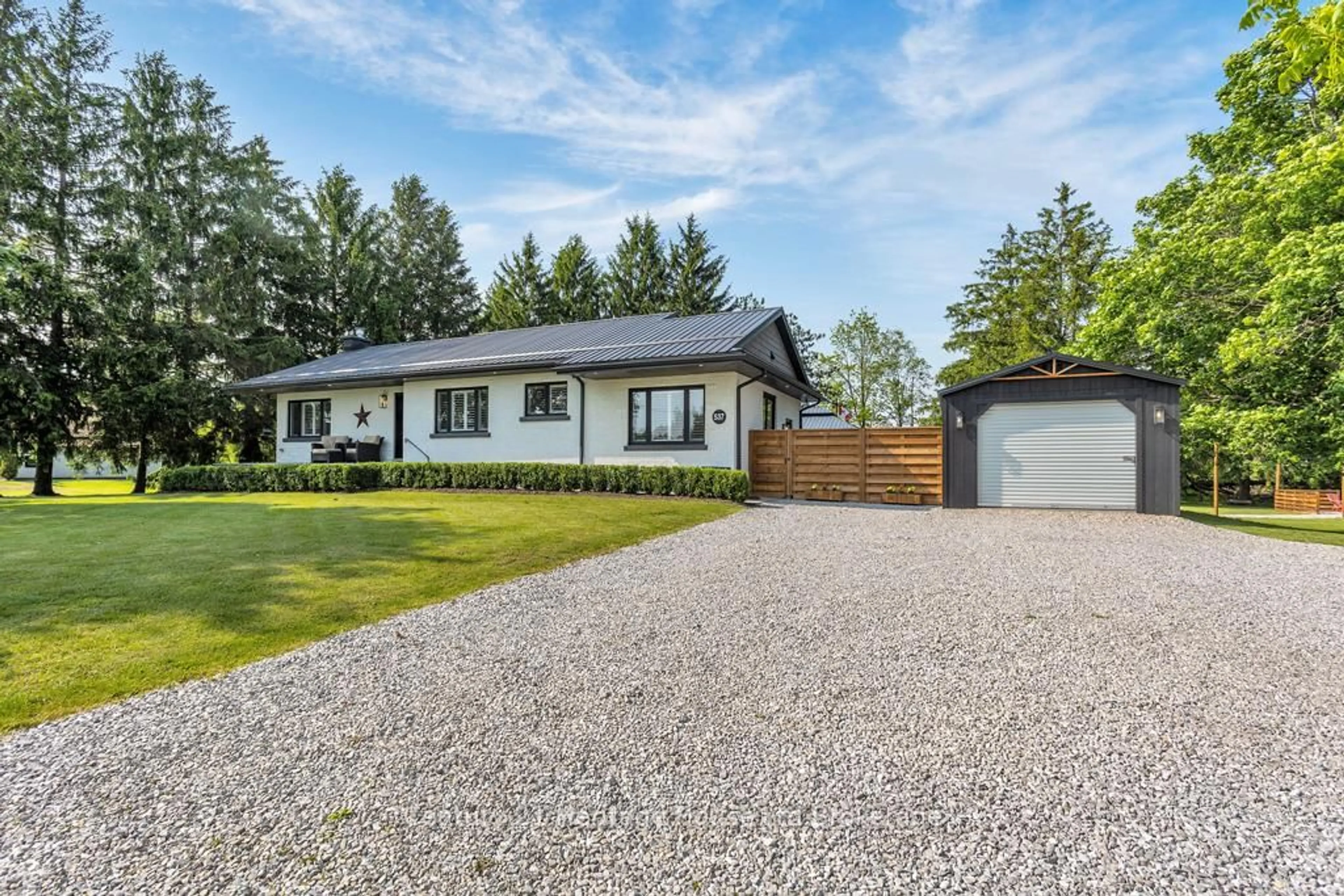 A pic from outside/outdoor area/front of a property/back of a property/a pic from drone, street for 537 Highway 3, Norfolk Ontario N0J 1E0