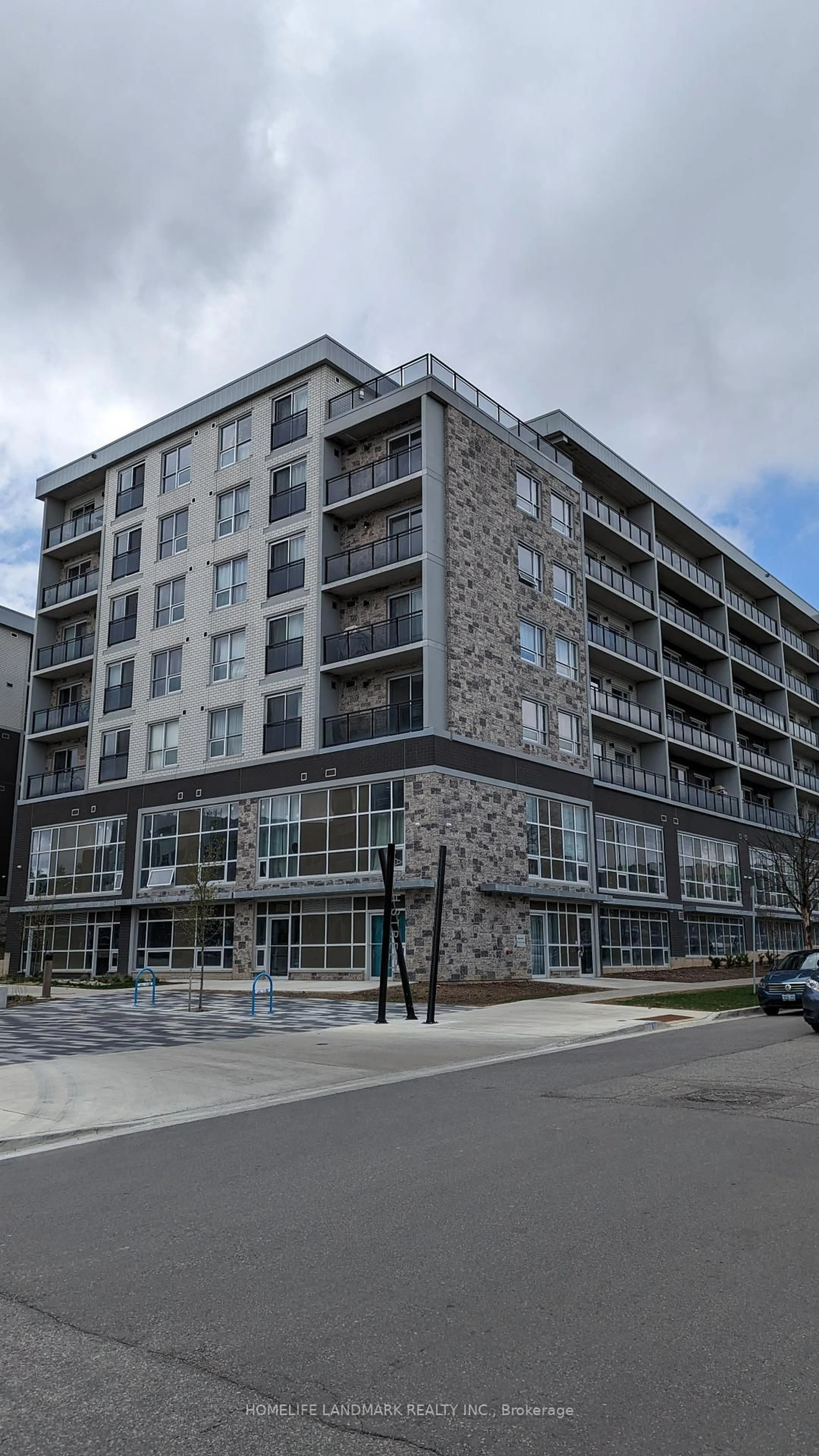 Unknown for 275 Larch St #G401, Waterloo Ontario N2L 3R2