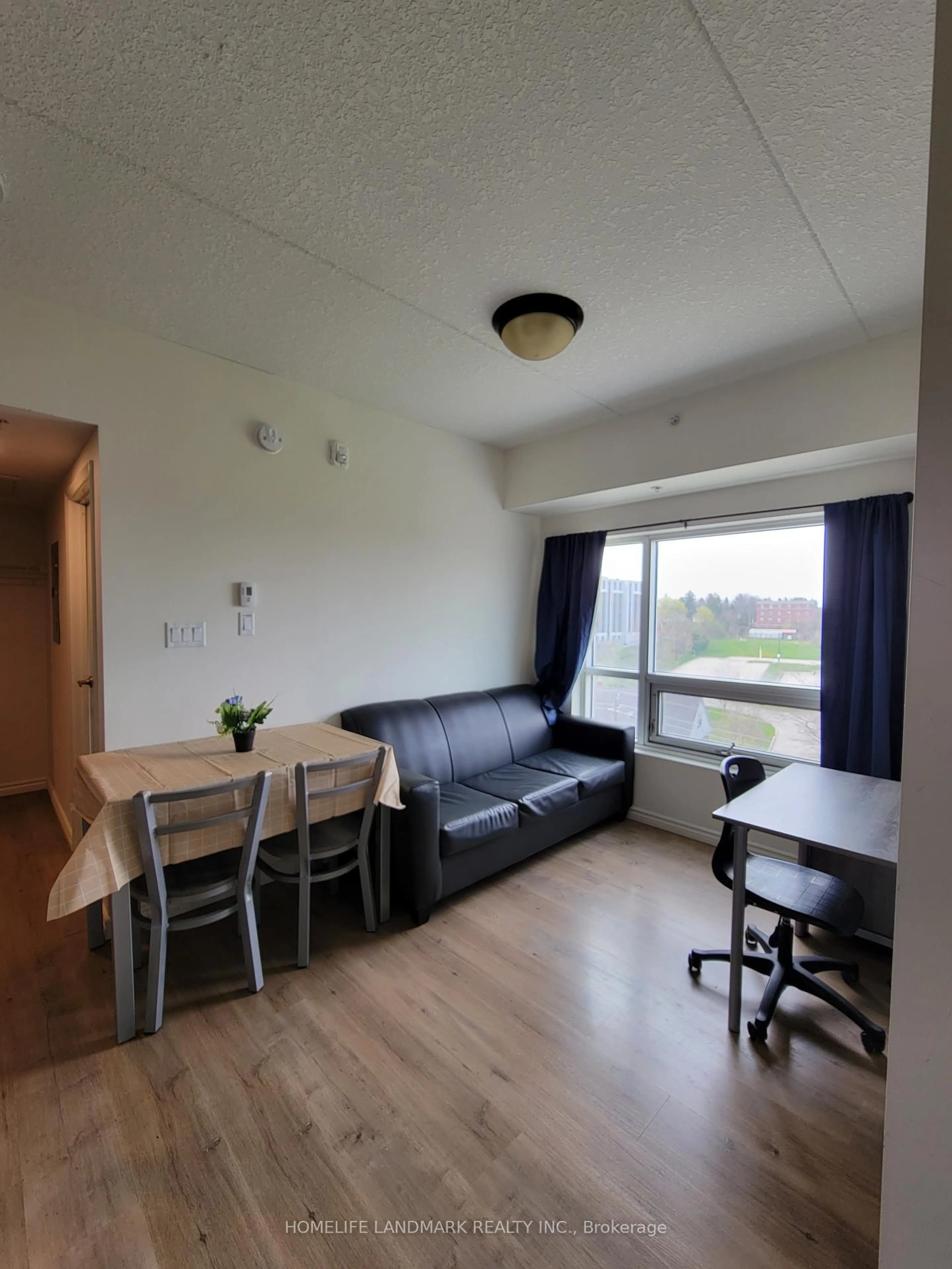 A pic of a room for 275 Larch St #G401, Waterloo Ontario N2L 3R2