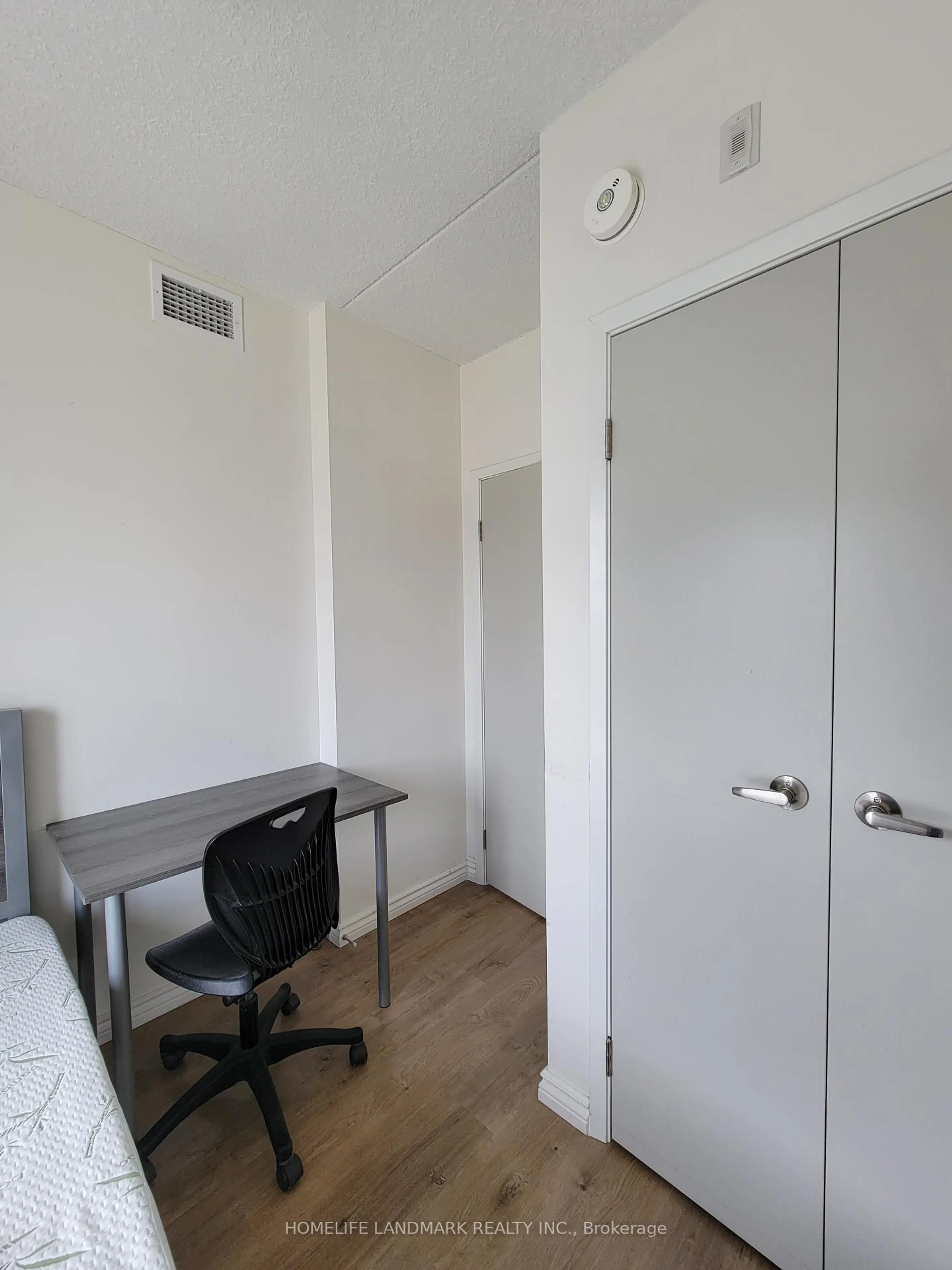 A pic of a room for 275 Larch St #G401, Waterloo Ontario N2L 3R2